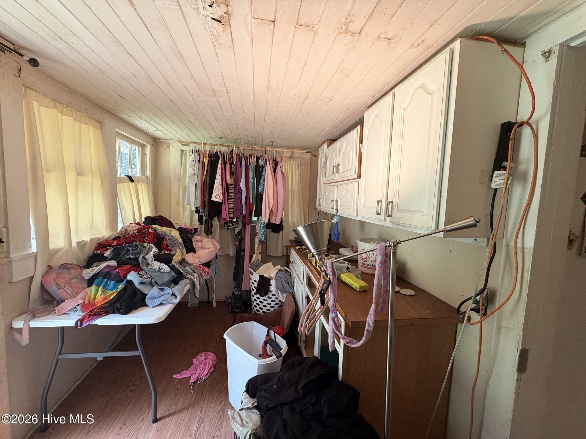 176 White Oak Street Property Photo 23