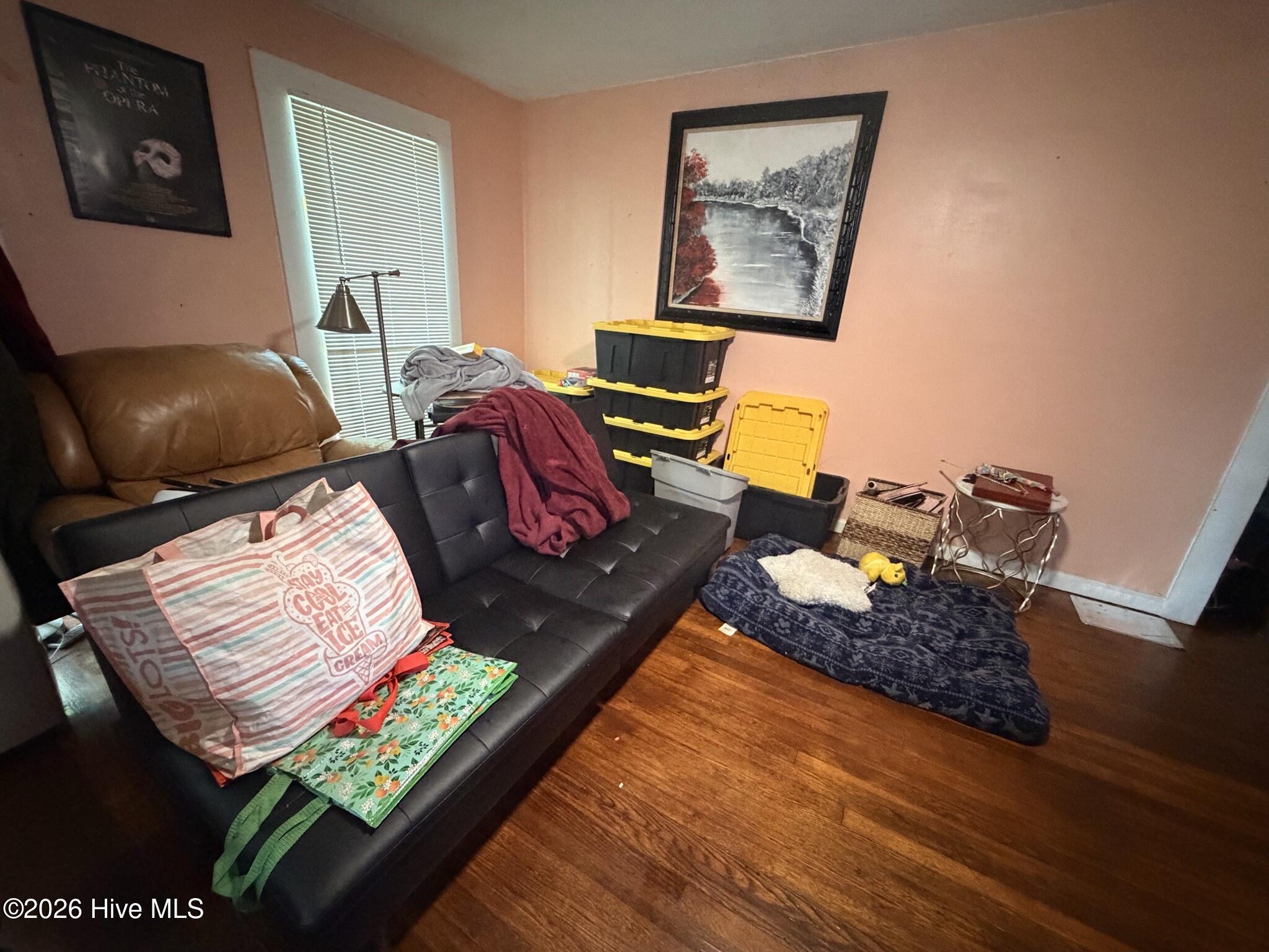 176 White Oak Street Property Photo 24