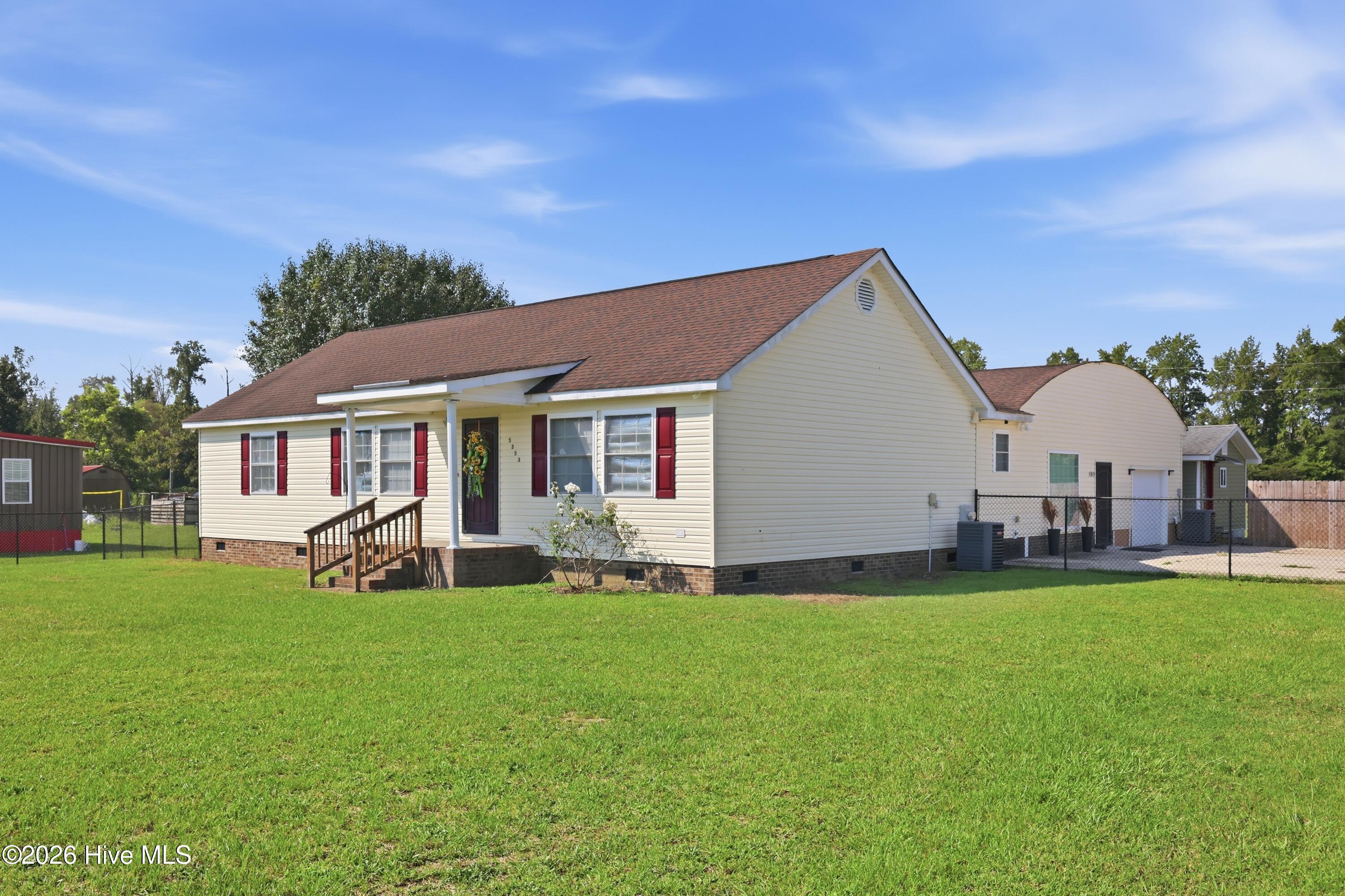 5353 Shannon Road Property Photo 2