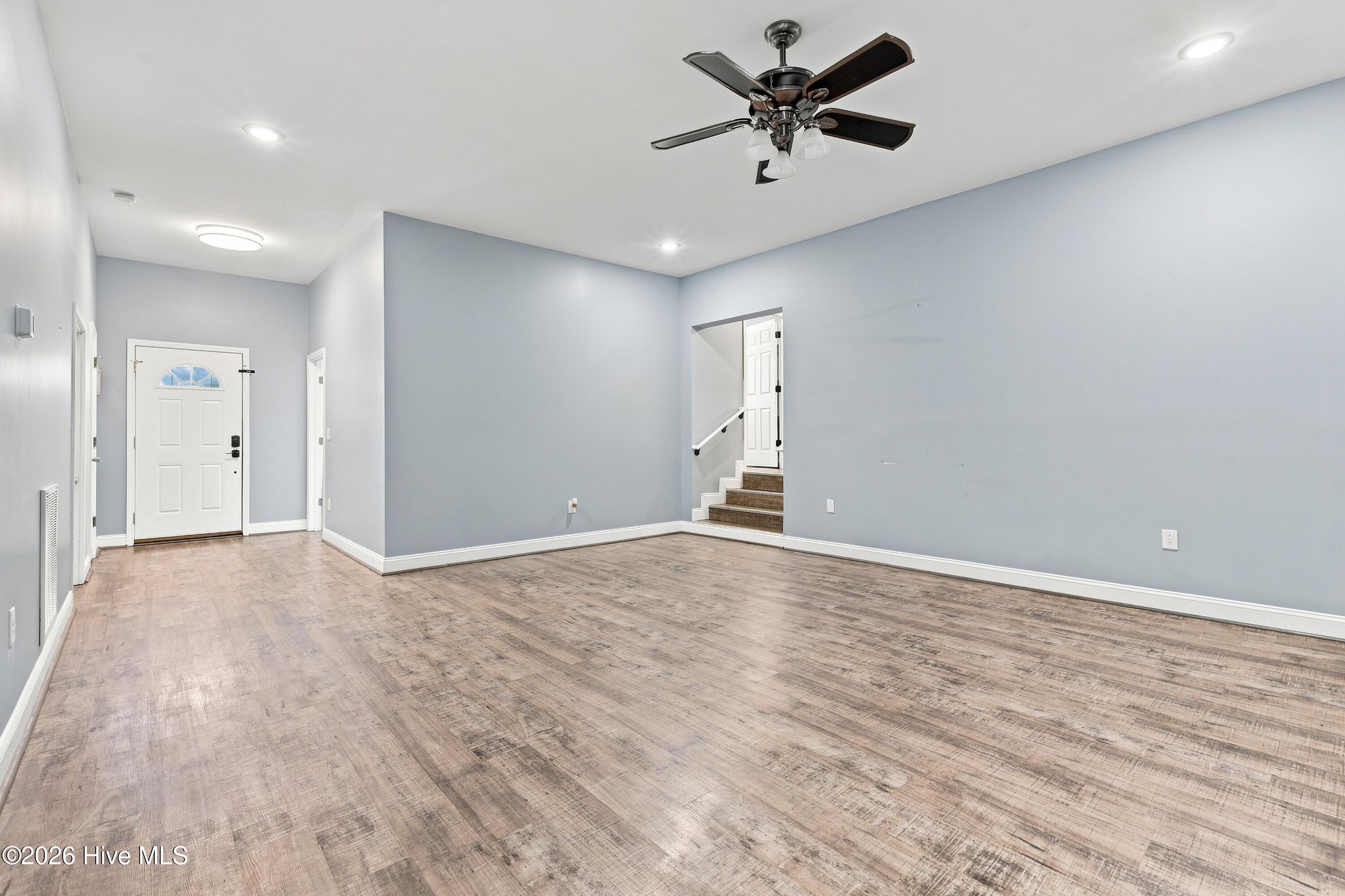 5353 Shannon Road Property Photo 8