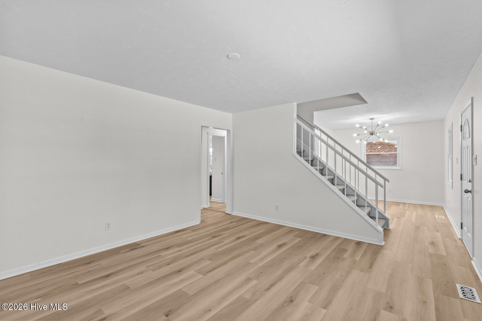 103 Allen Place Property Photo 4