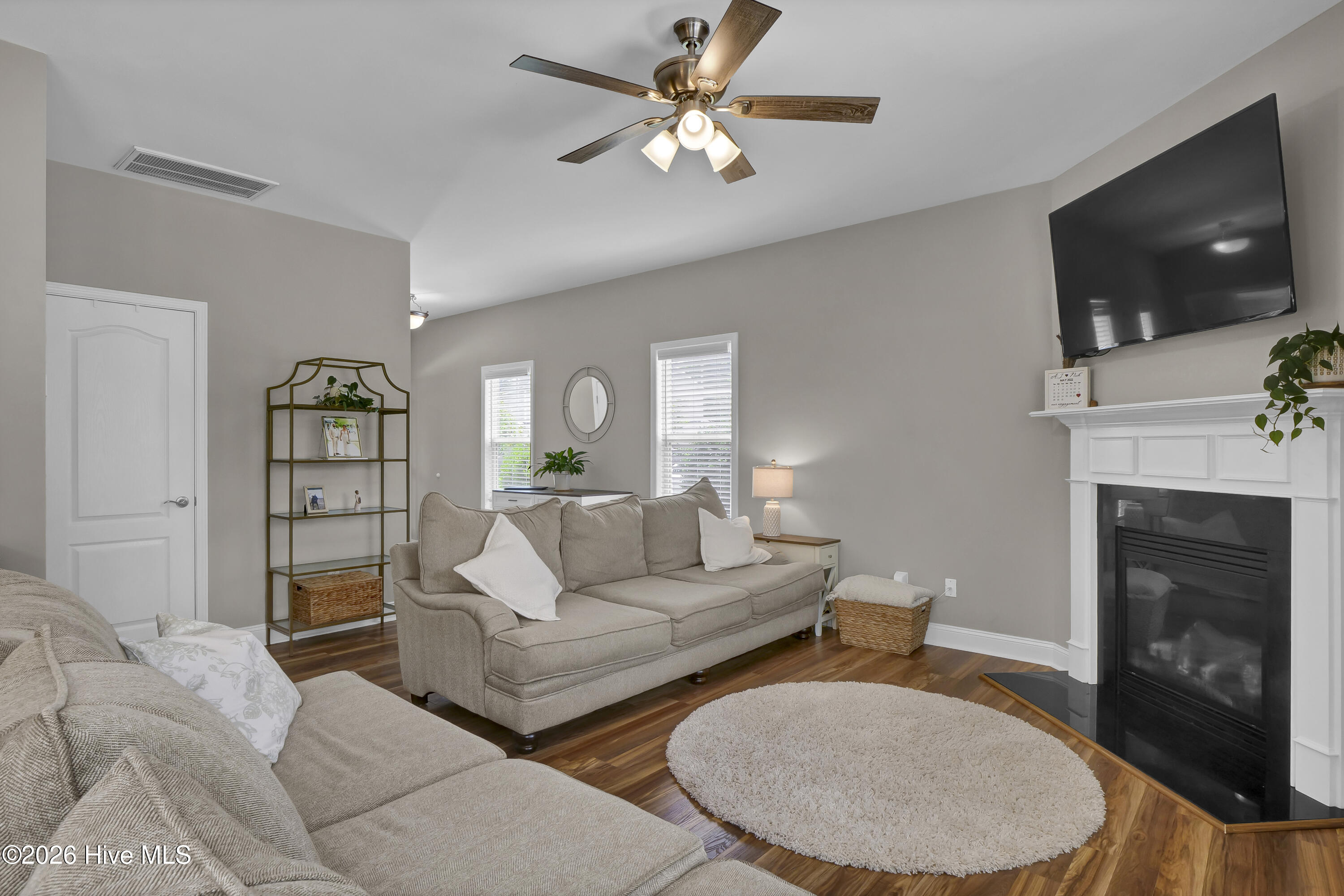 1528 Stones Edge Loop Property Photo 8