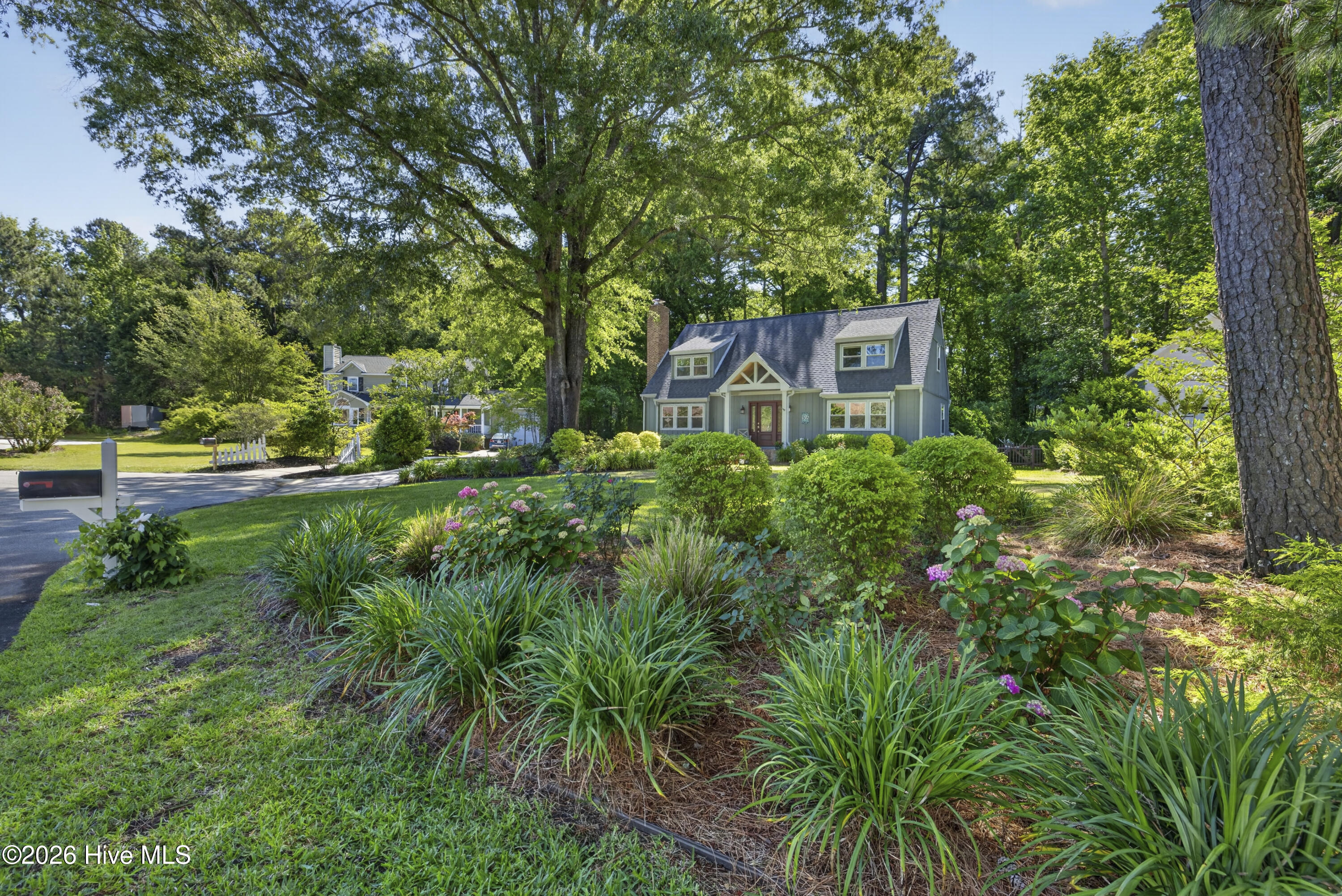 305 Embassy Circle Property Photo 35
