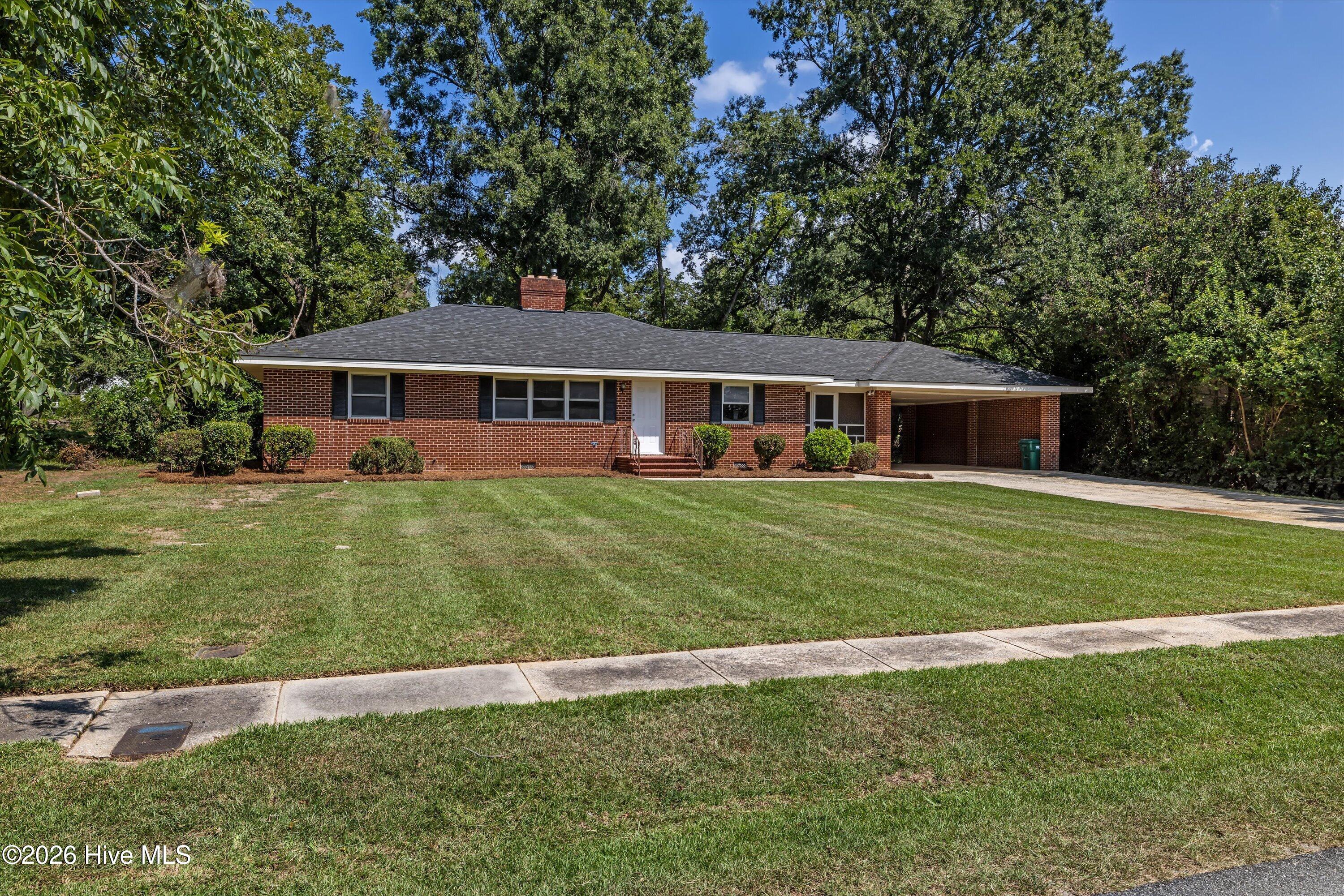121 Johnson Street Property Photo 5