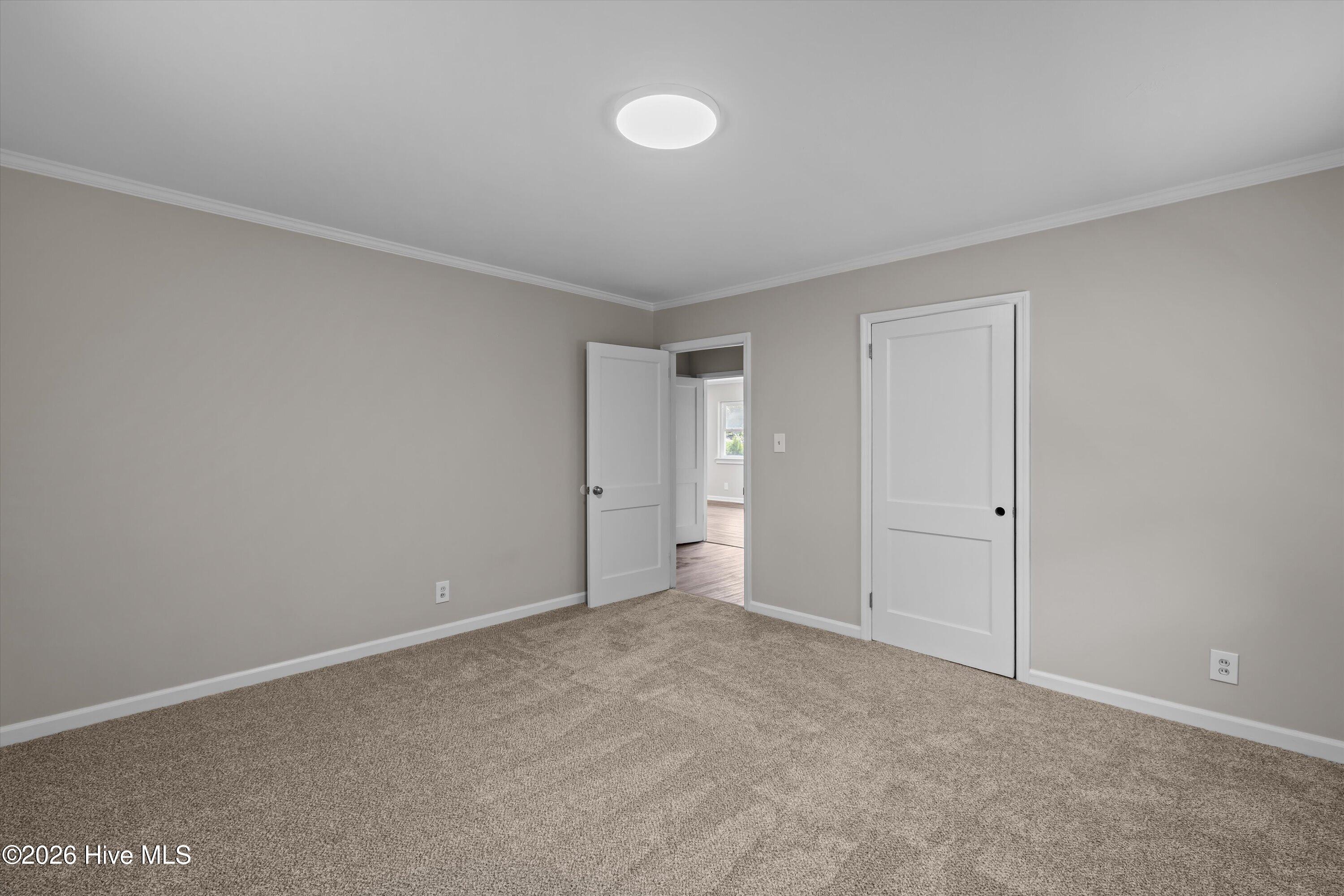 121 Johnson Street Property Photo 8