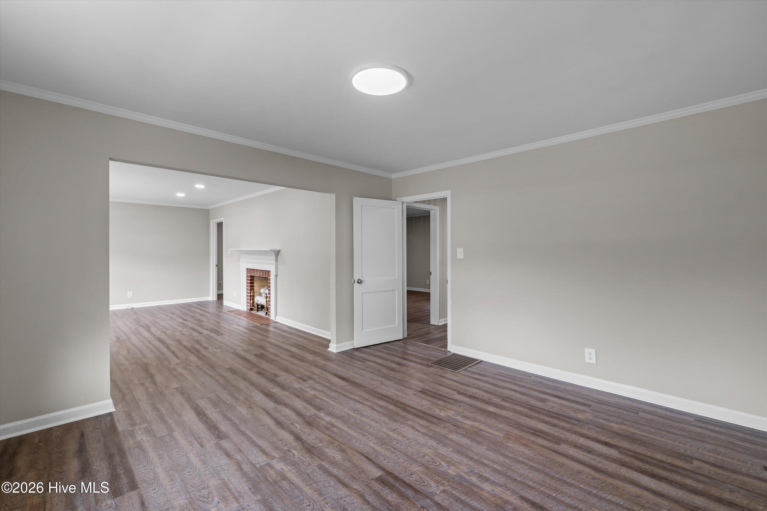 121 Johnson Street Property Photo 18