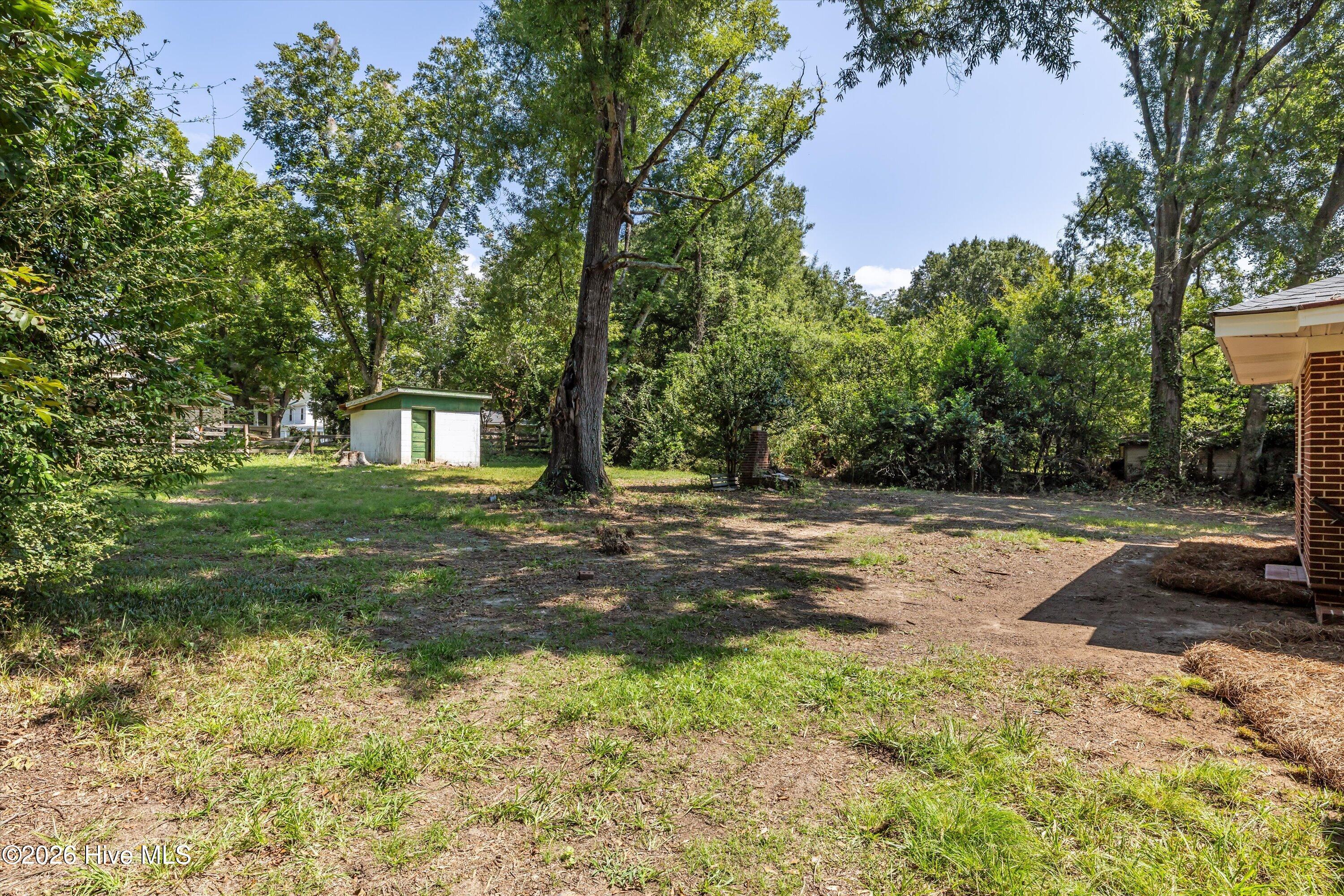 121 Johnson Street Property Photo 38