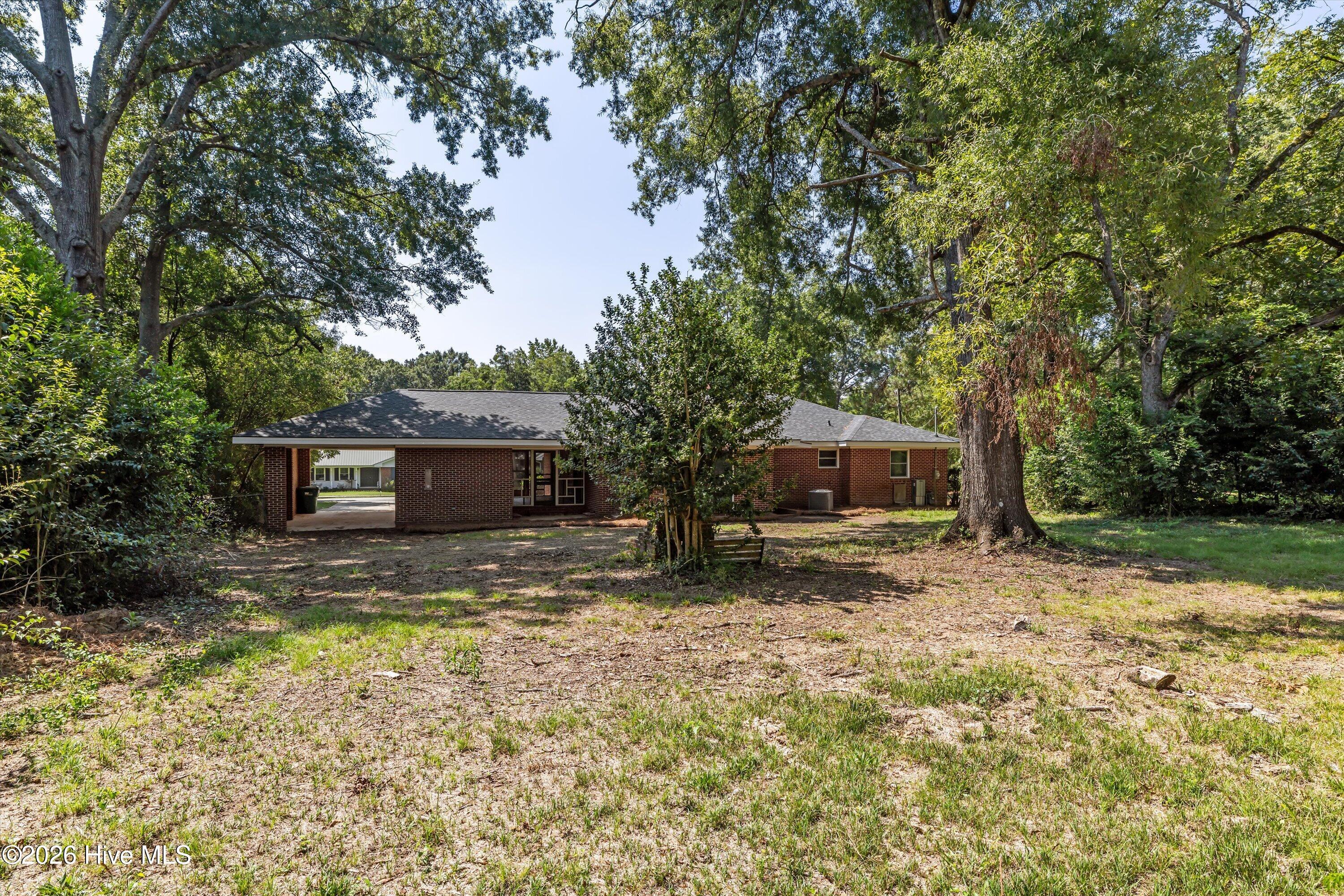 121 Johnson Street Property Photo 39