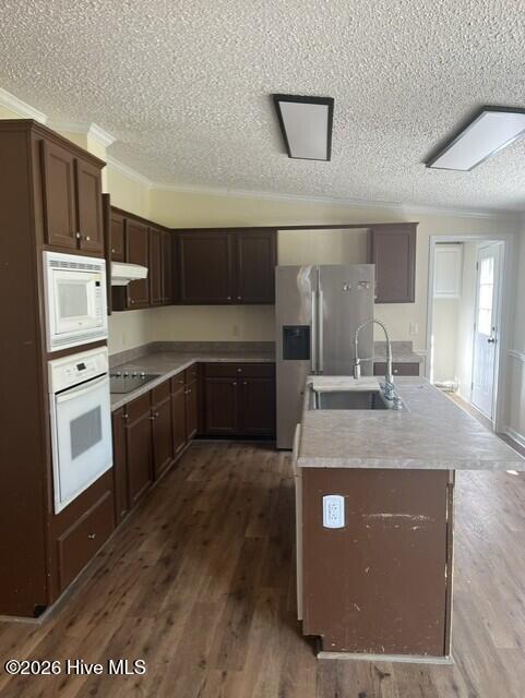 144 Corena Avenue Property Photo 6