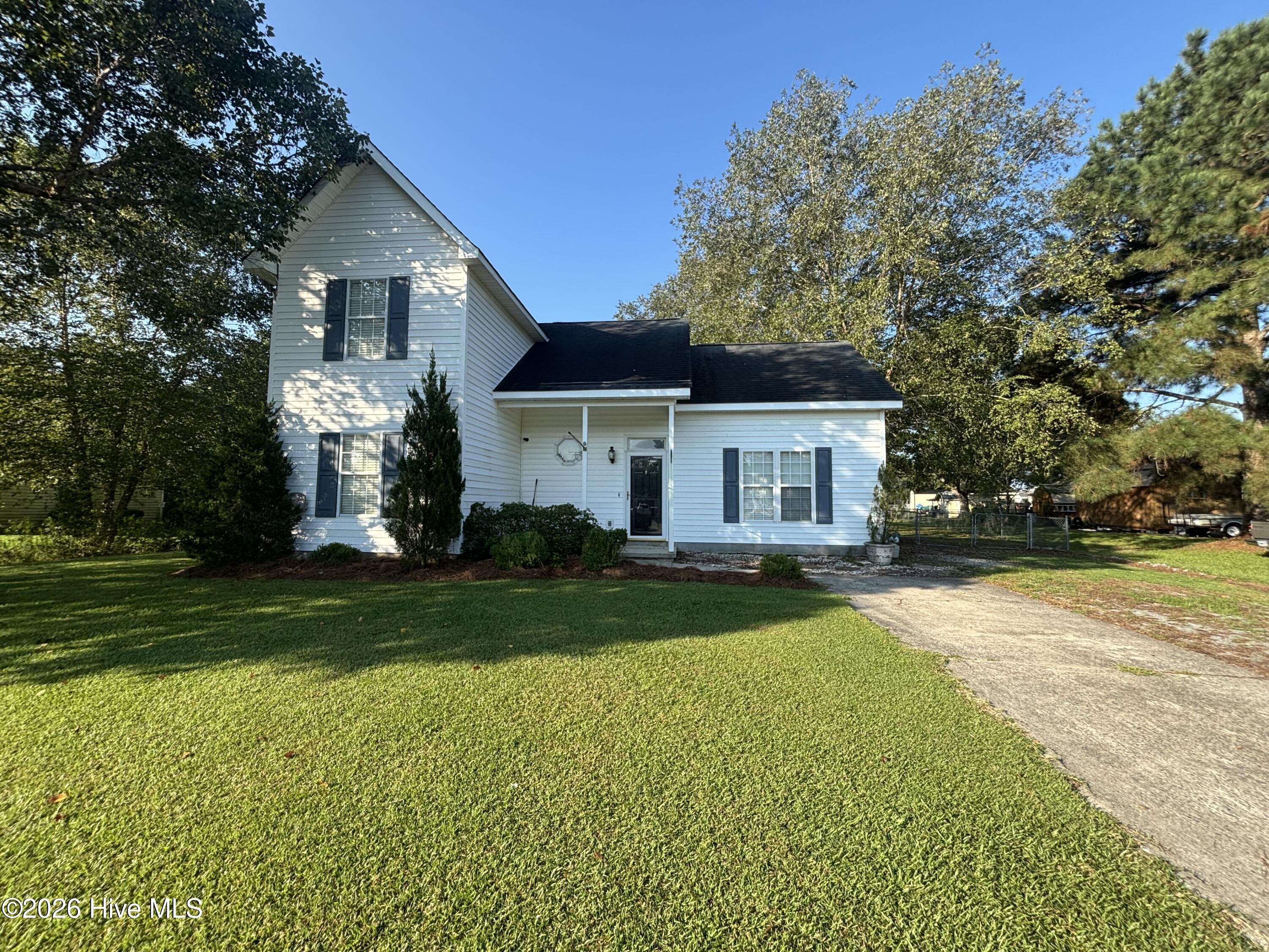 2026 Longview Drive Property Photo 1