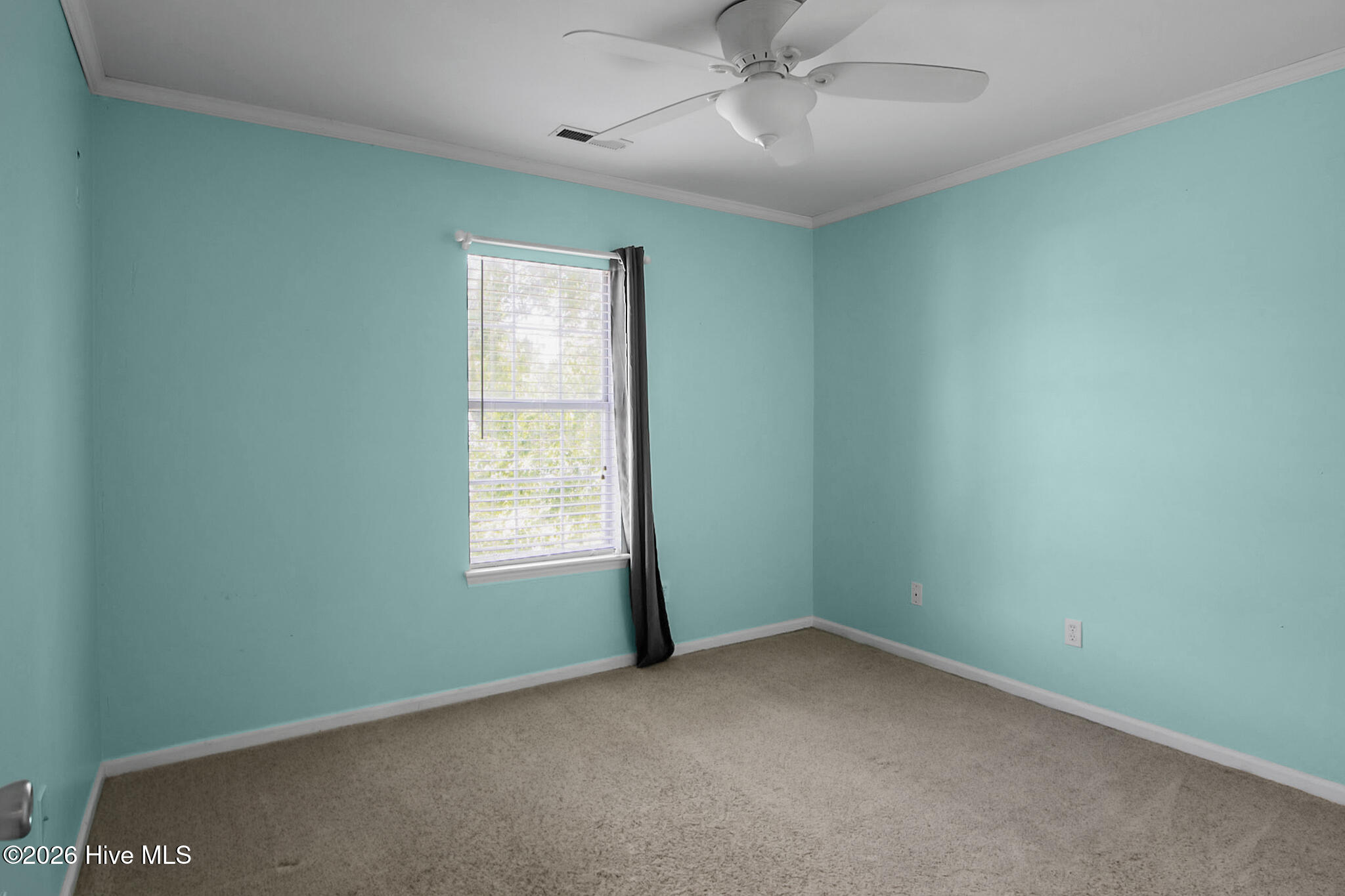 2026 Longview Drive Property Photo 23