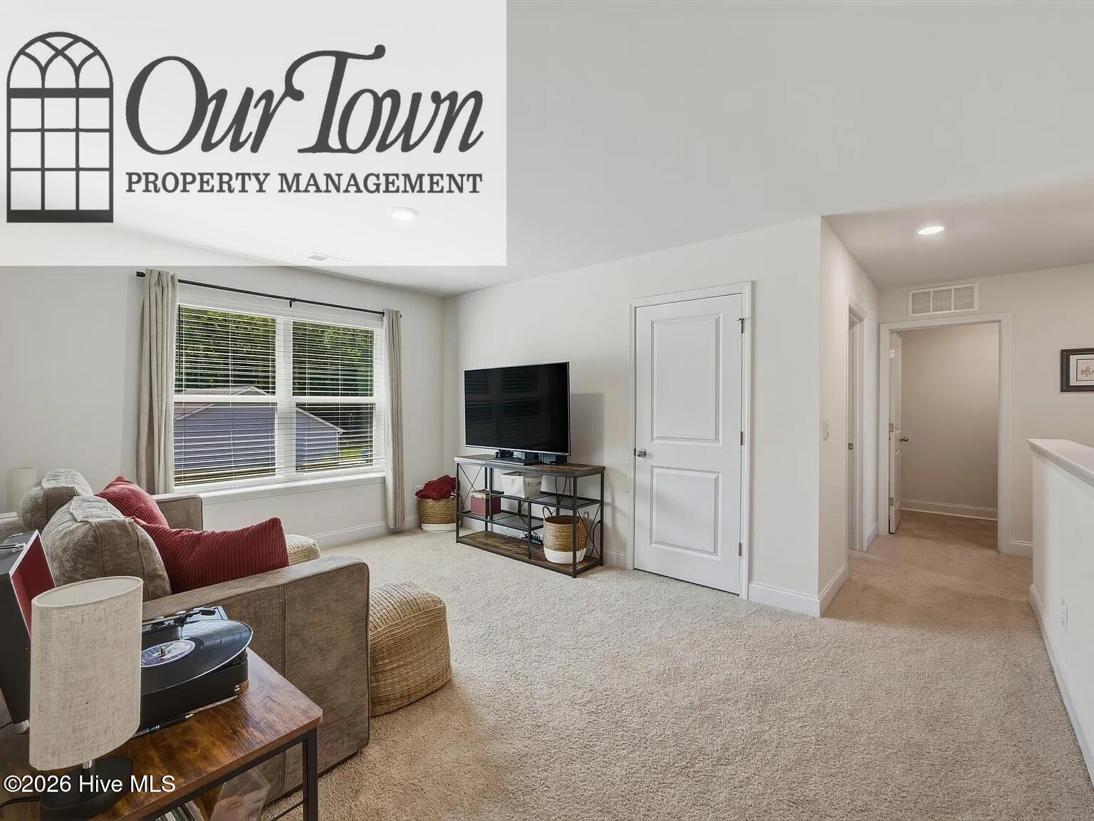 10740 Beard Way Property Photo 15