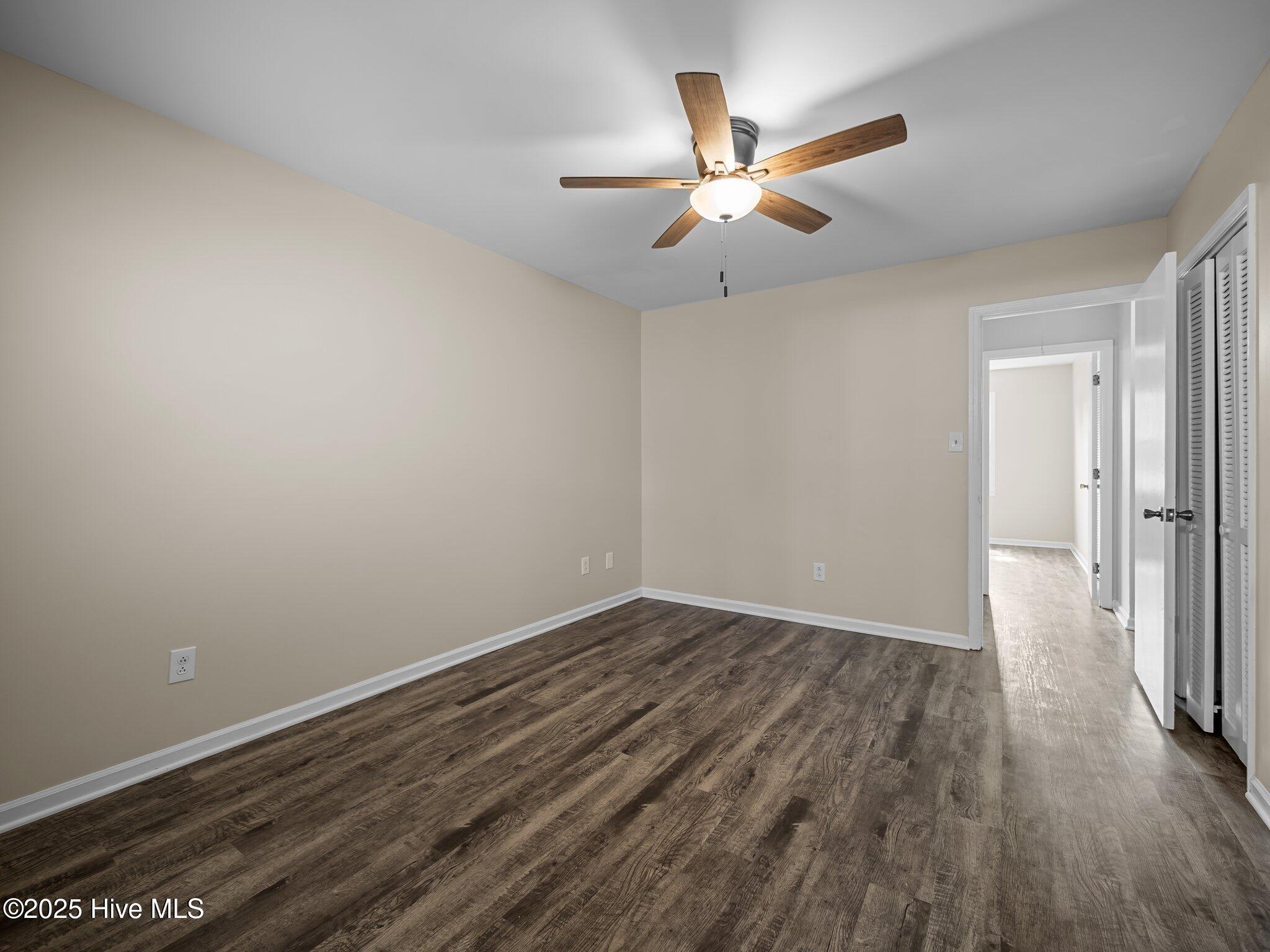 323 W Frances Street Property Photo 9
