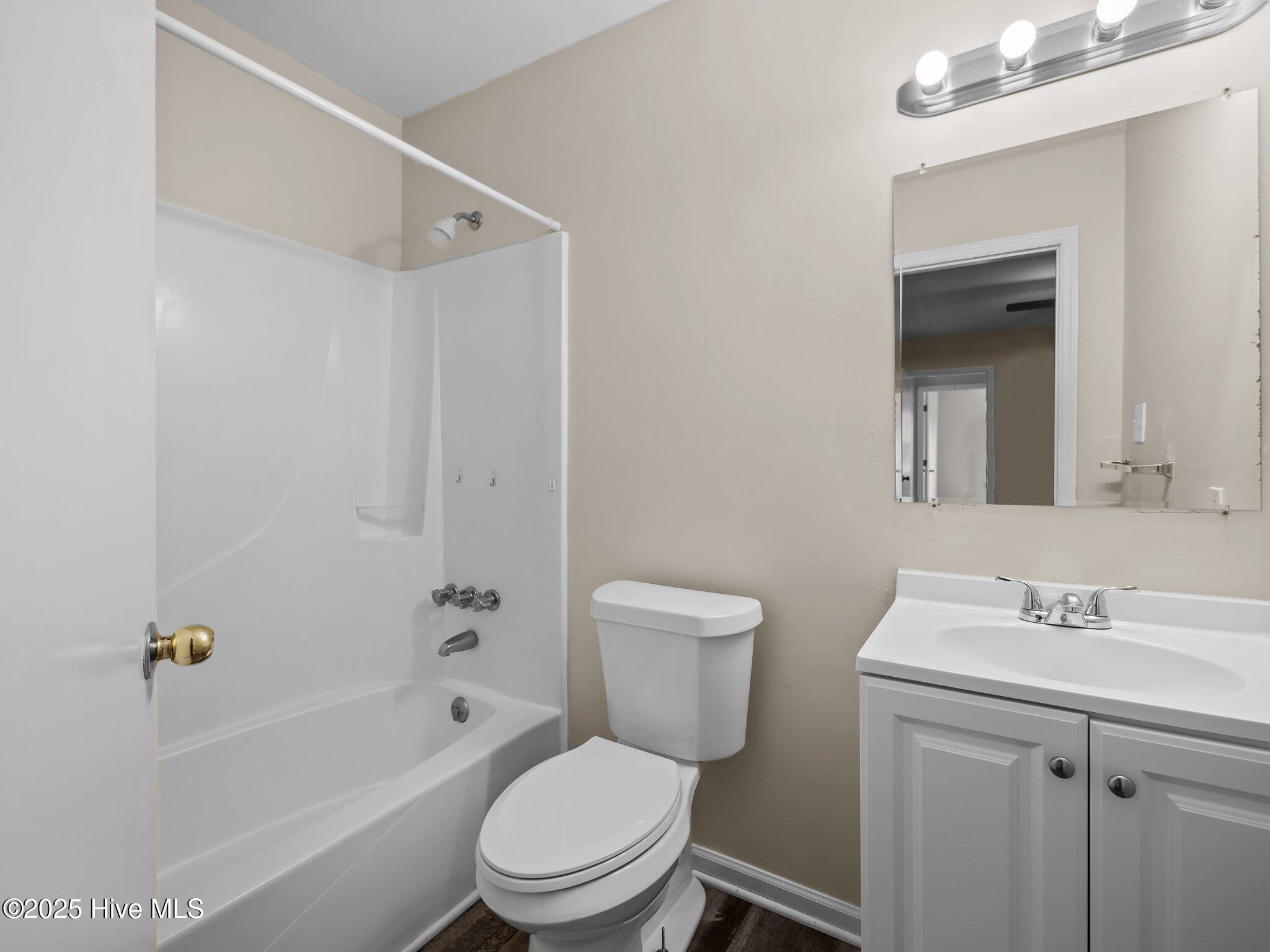 323 W Frances Street Property Photo 10