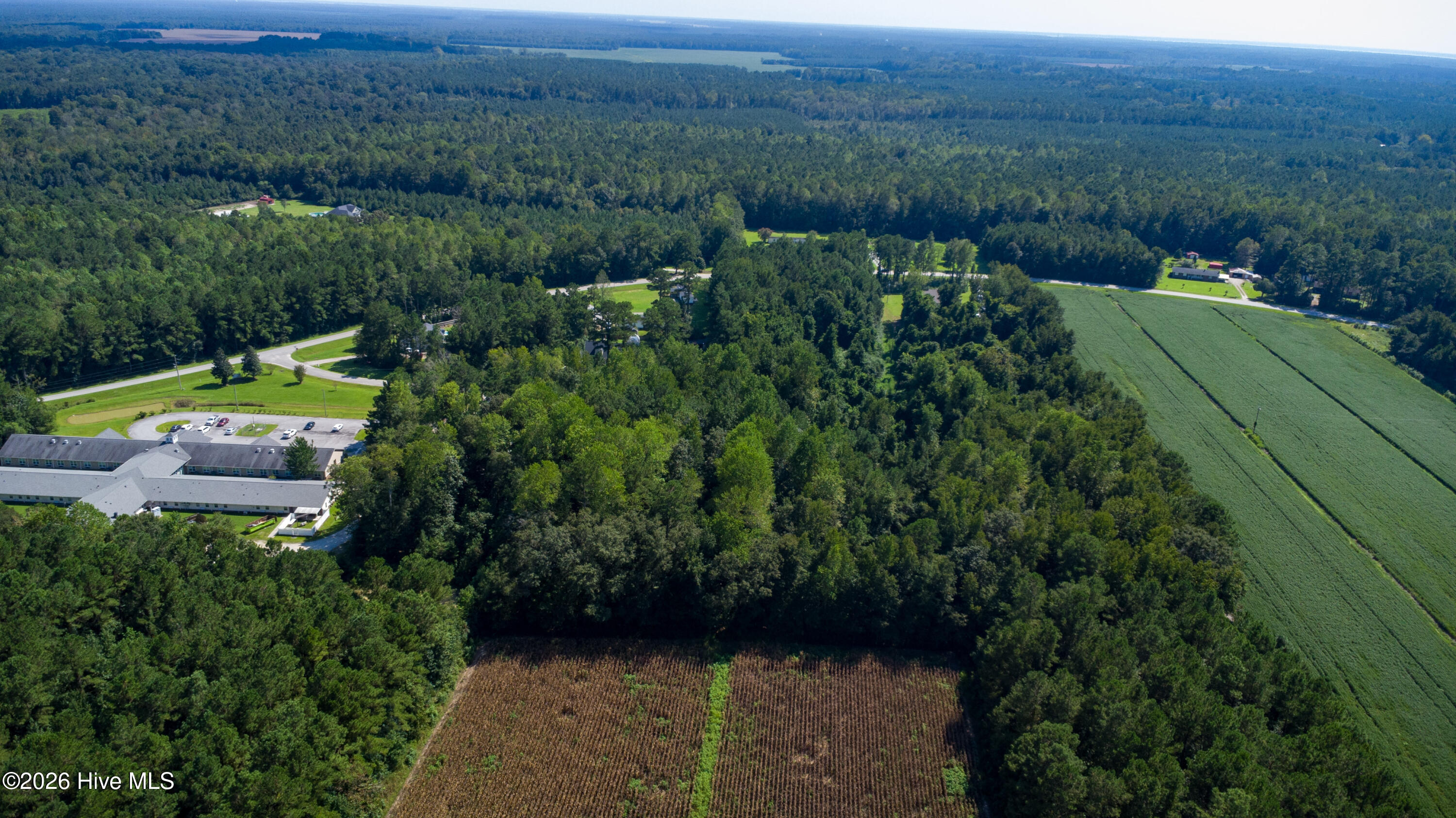 100 Magnolia Way Property Photo 7