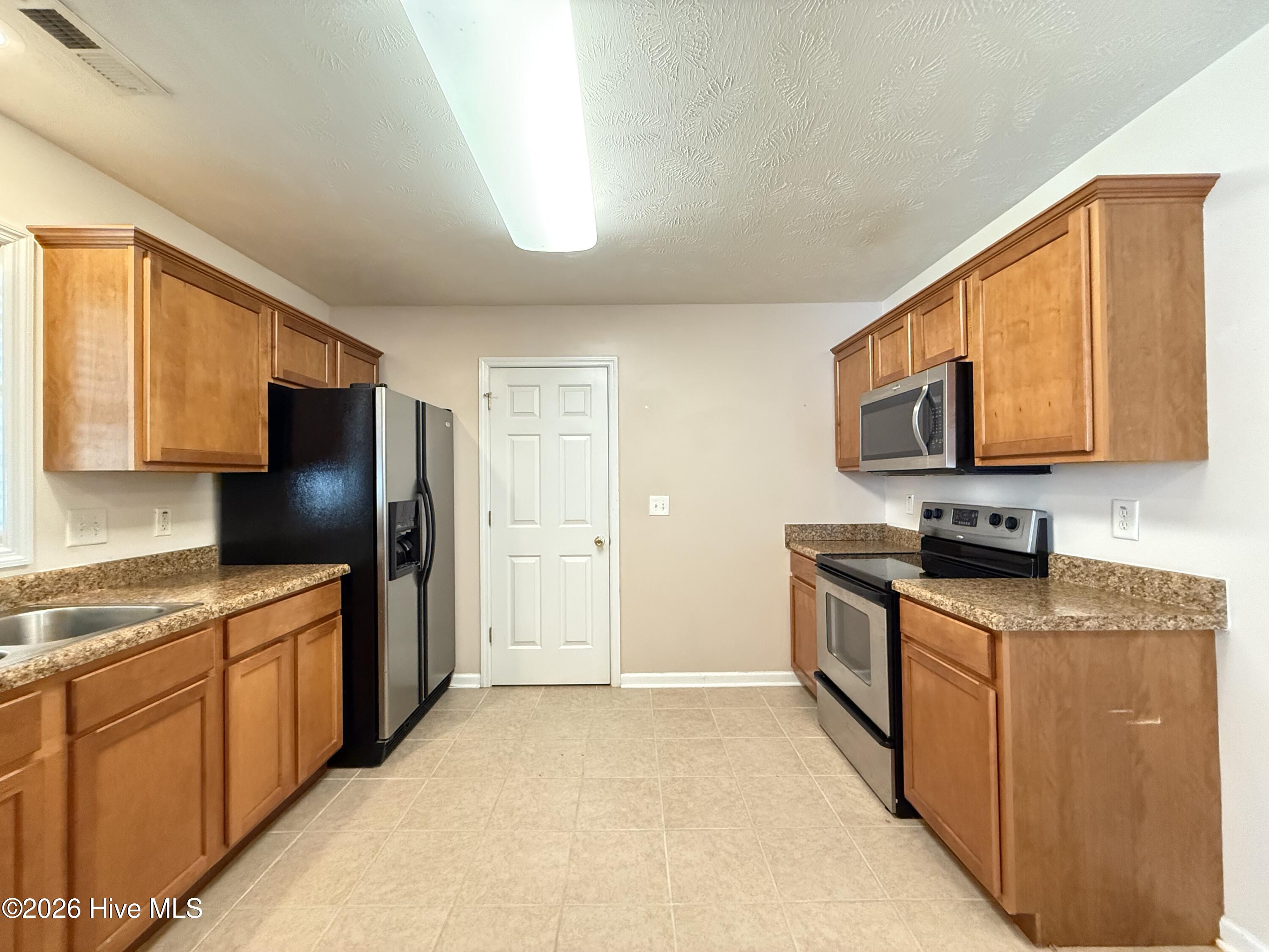 157 Mendover Drive Property Photo 13