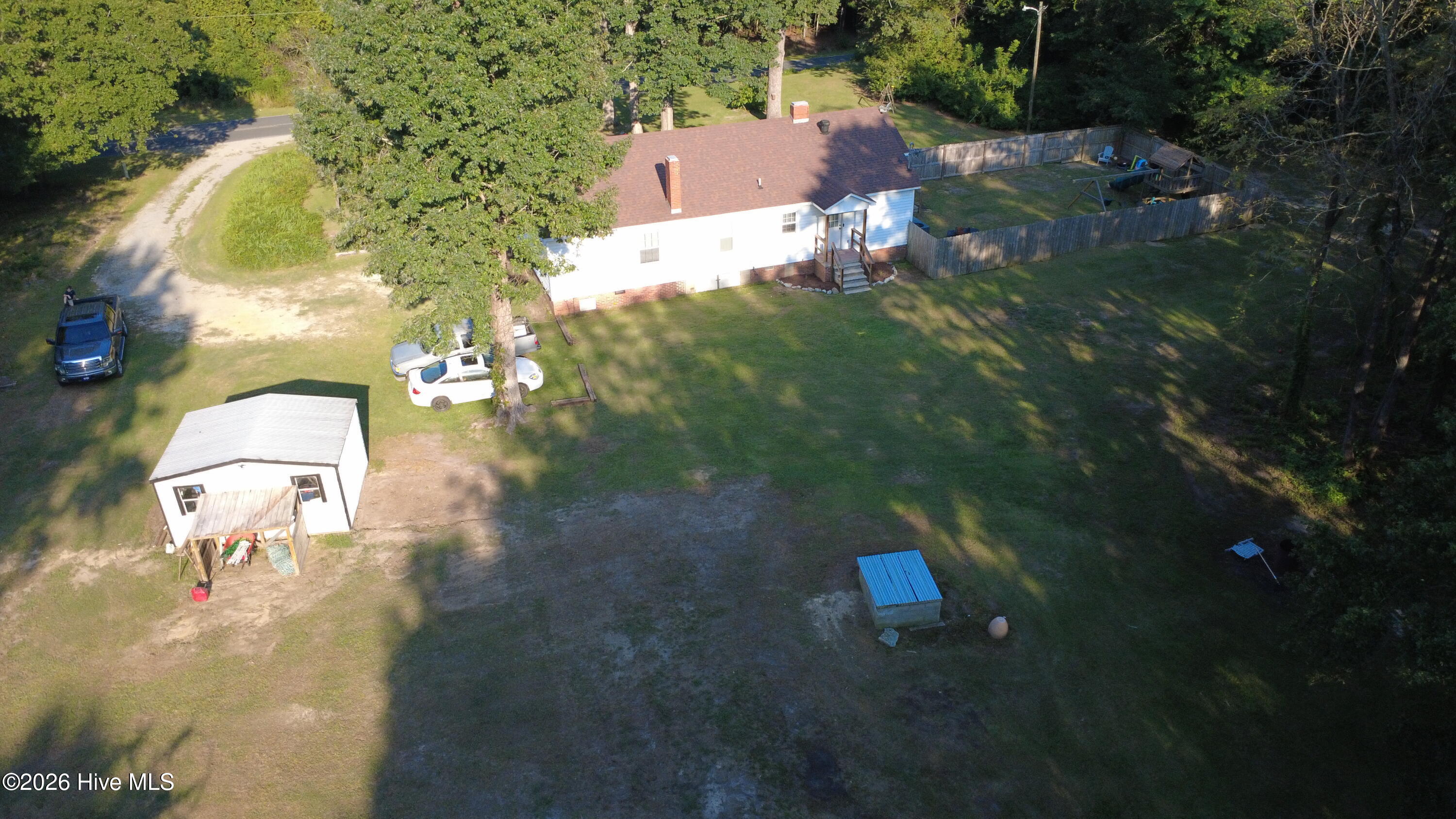 225 Grady Road Property Photo 5