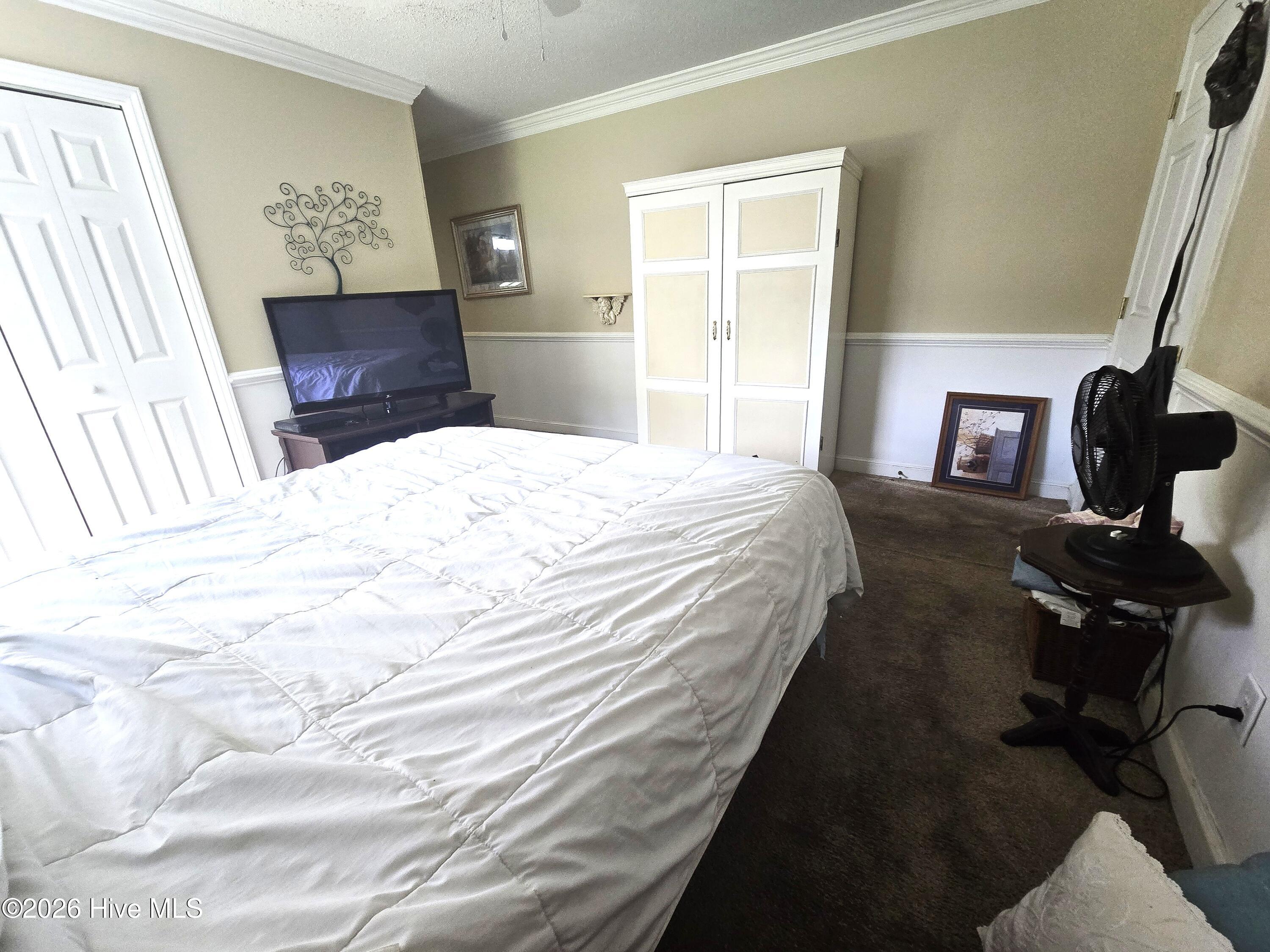 1014a Kings Way Property Photo 12