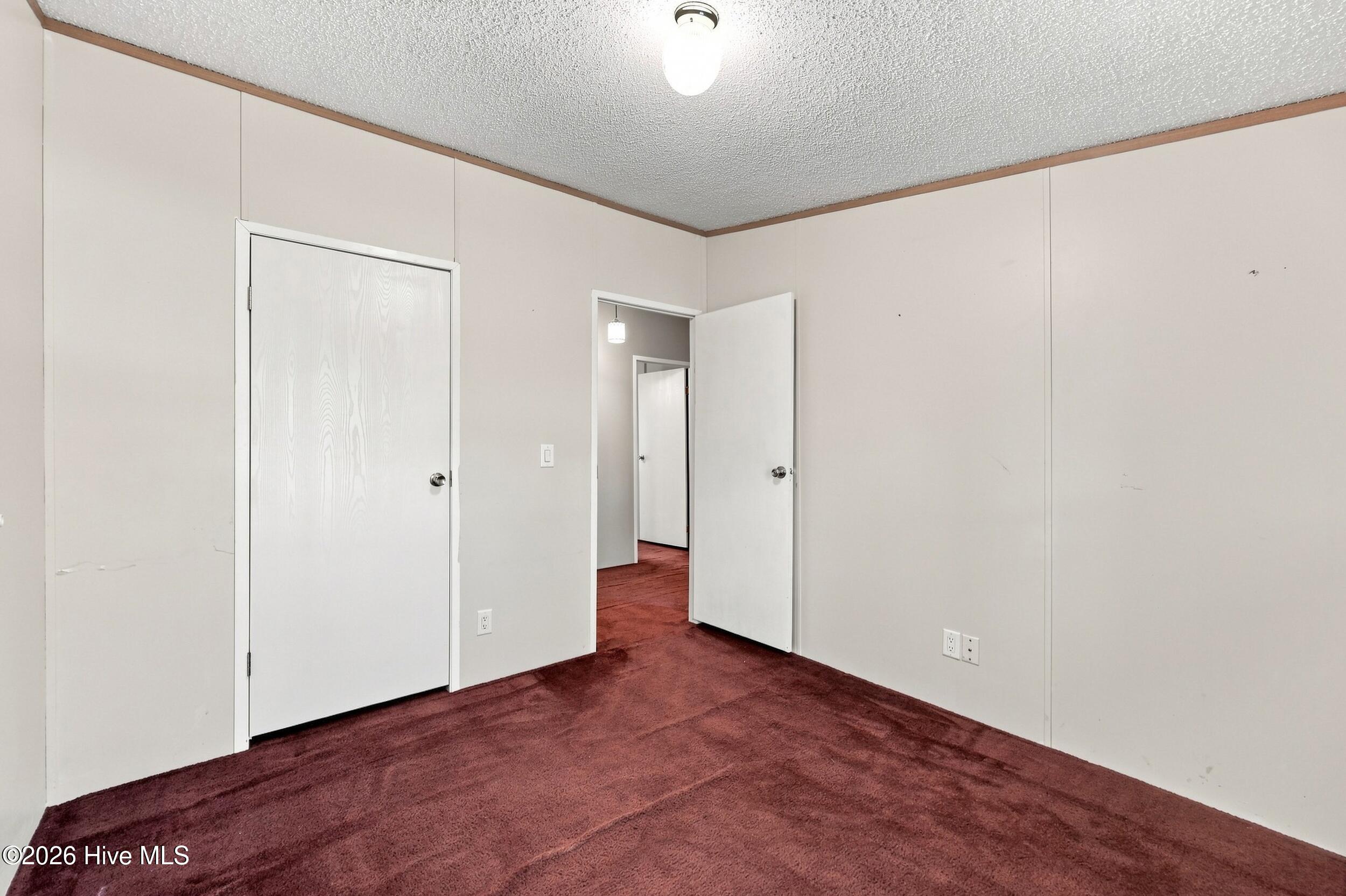 378 Neck Road Property Photo 15