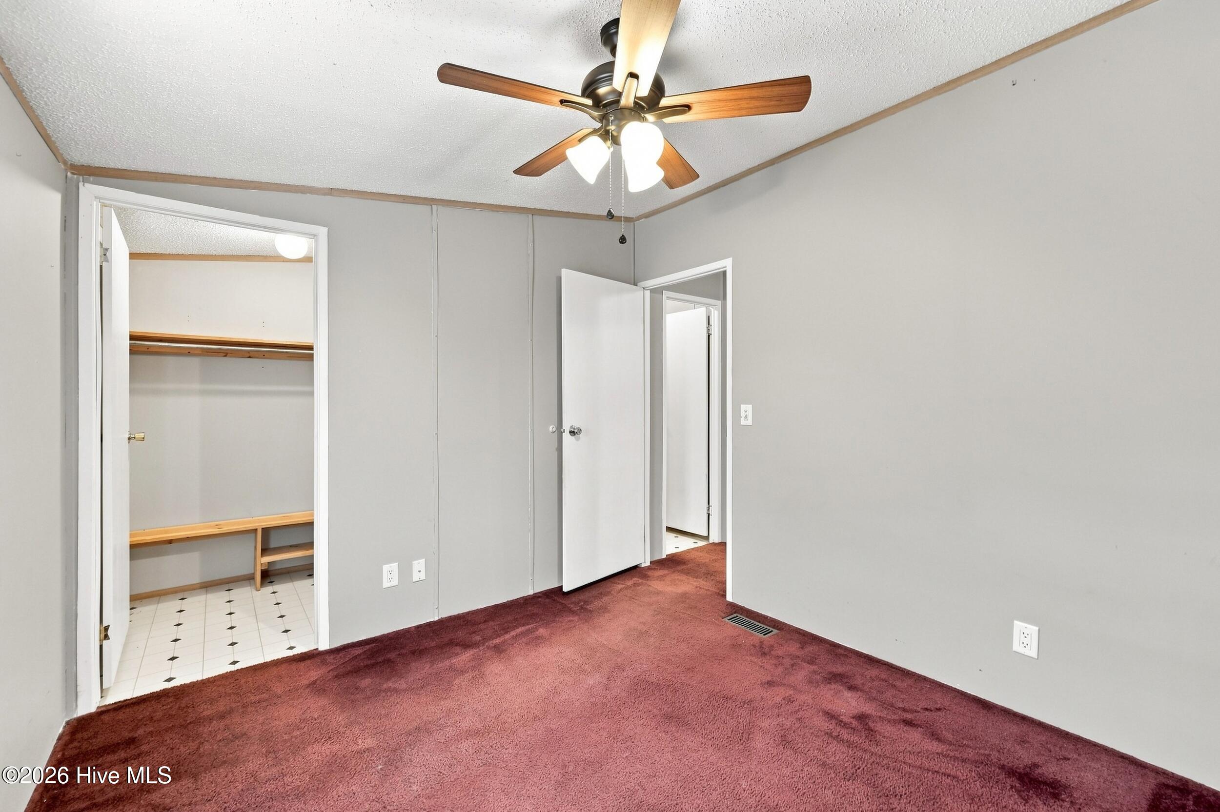 378 Neck Road Property Photo 19