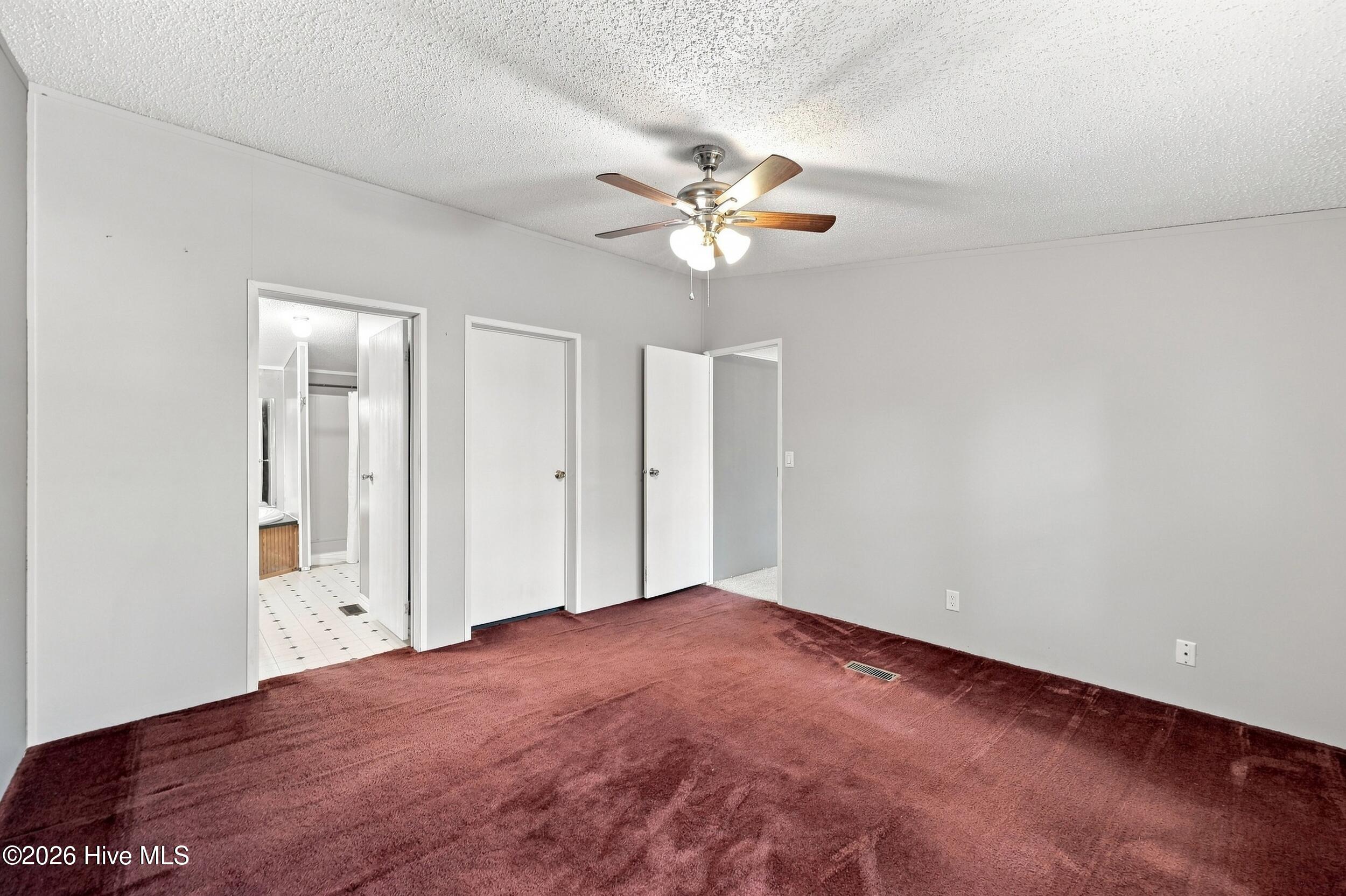 378 Neck Road Property Photo 22