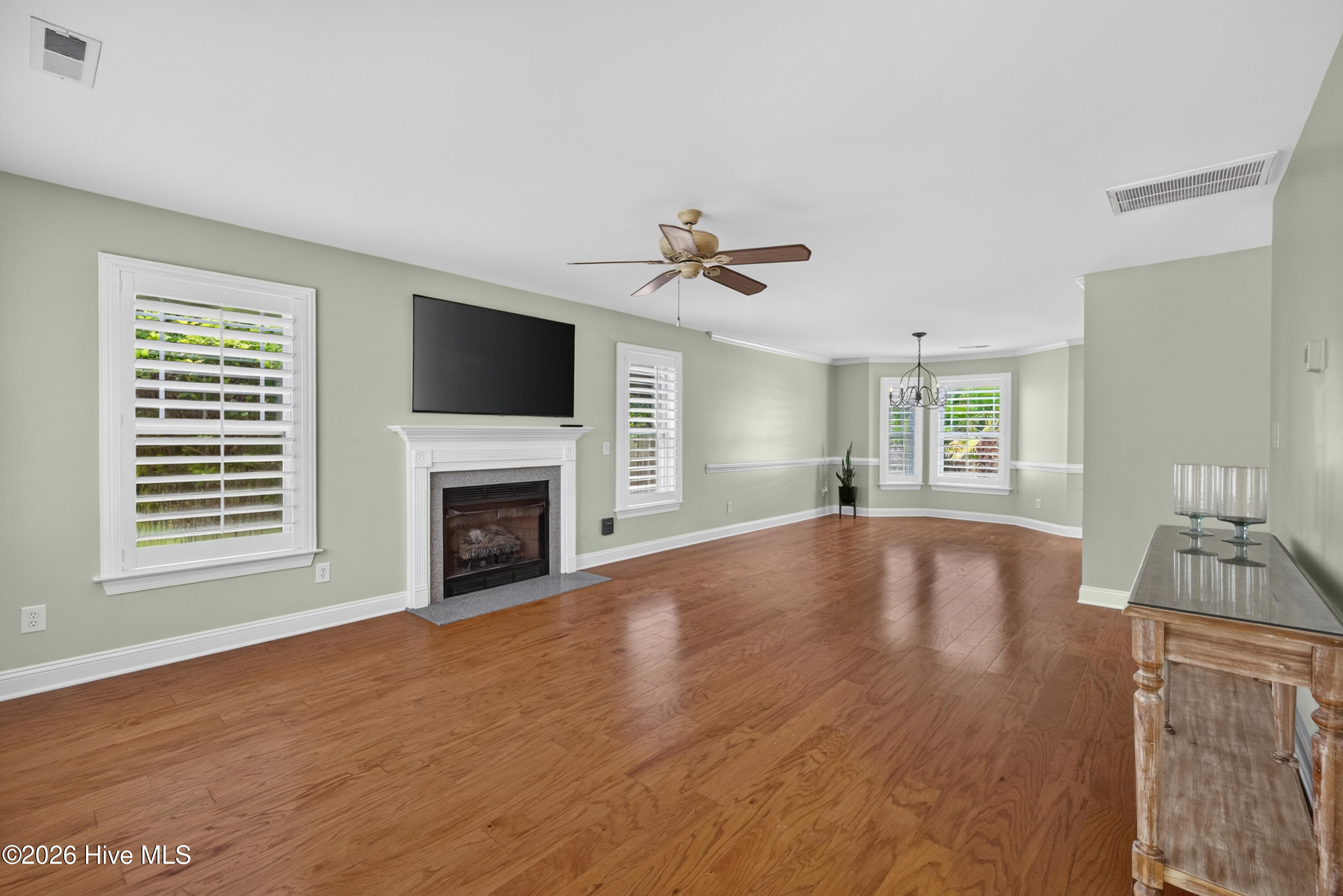 204 Palm Cottage Drive Property Photo 6