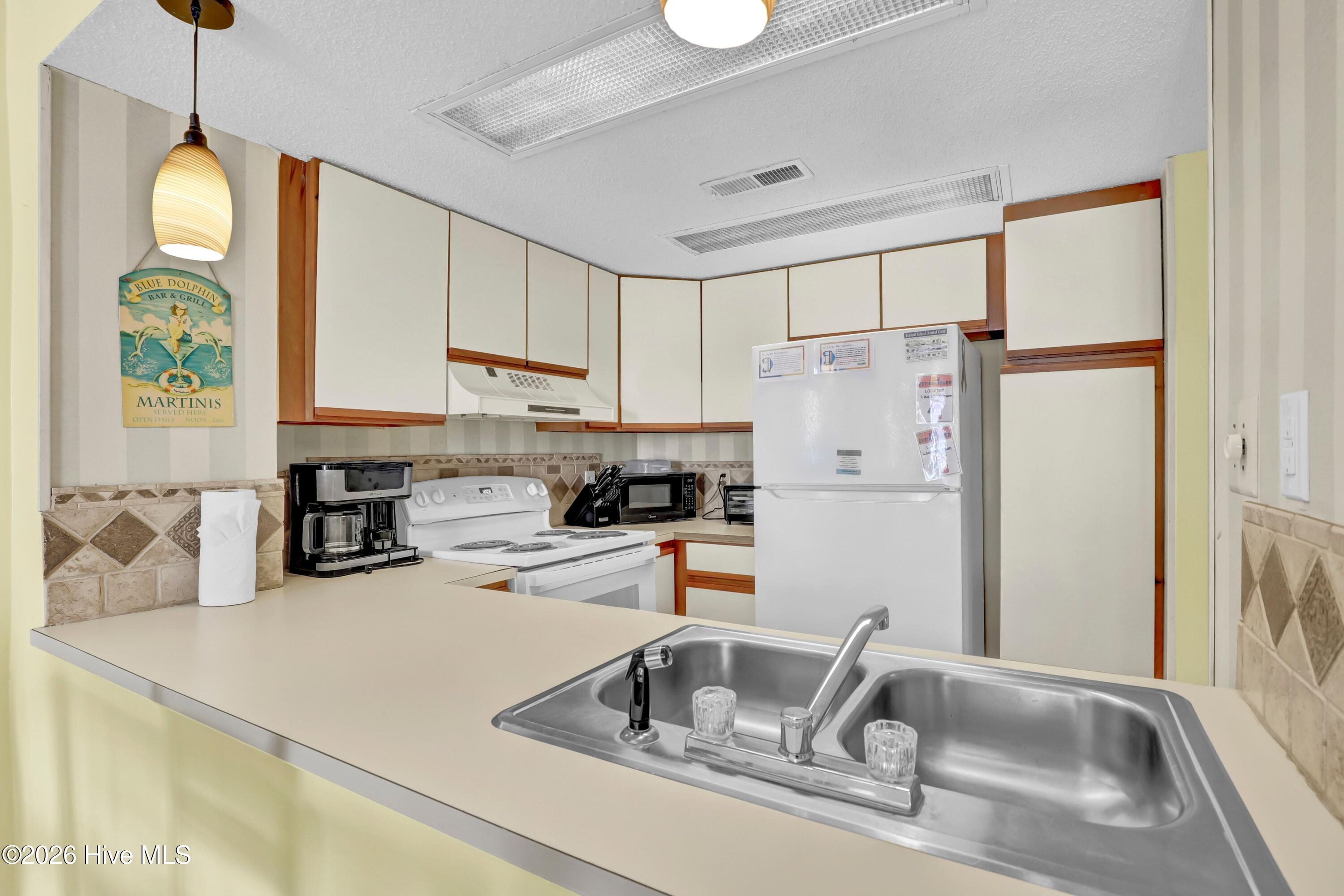 2000 New River Inlet Road 3105 Property Photo 16