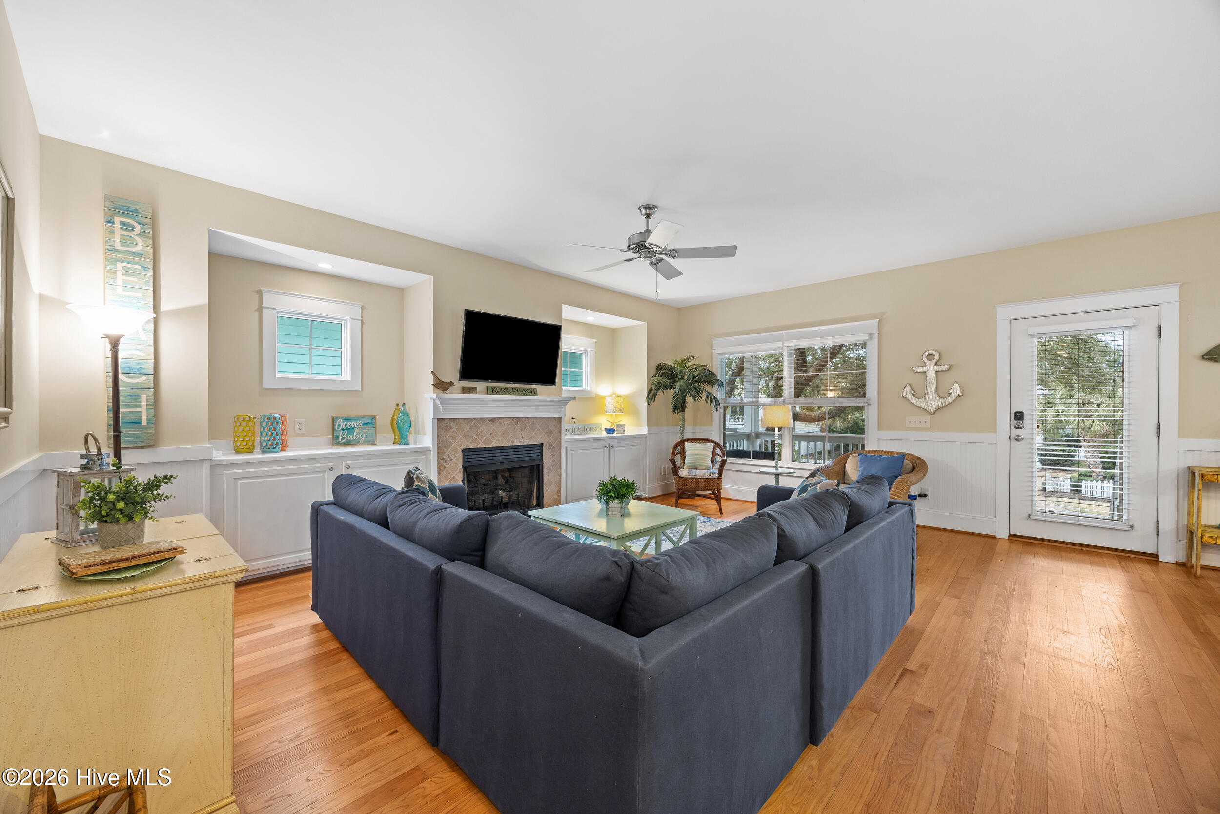 221 Seawatch Way Property Photo 11