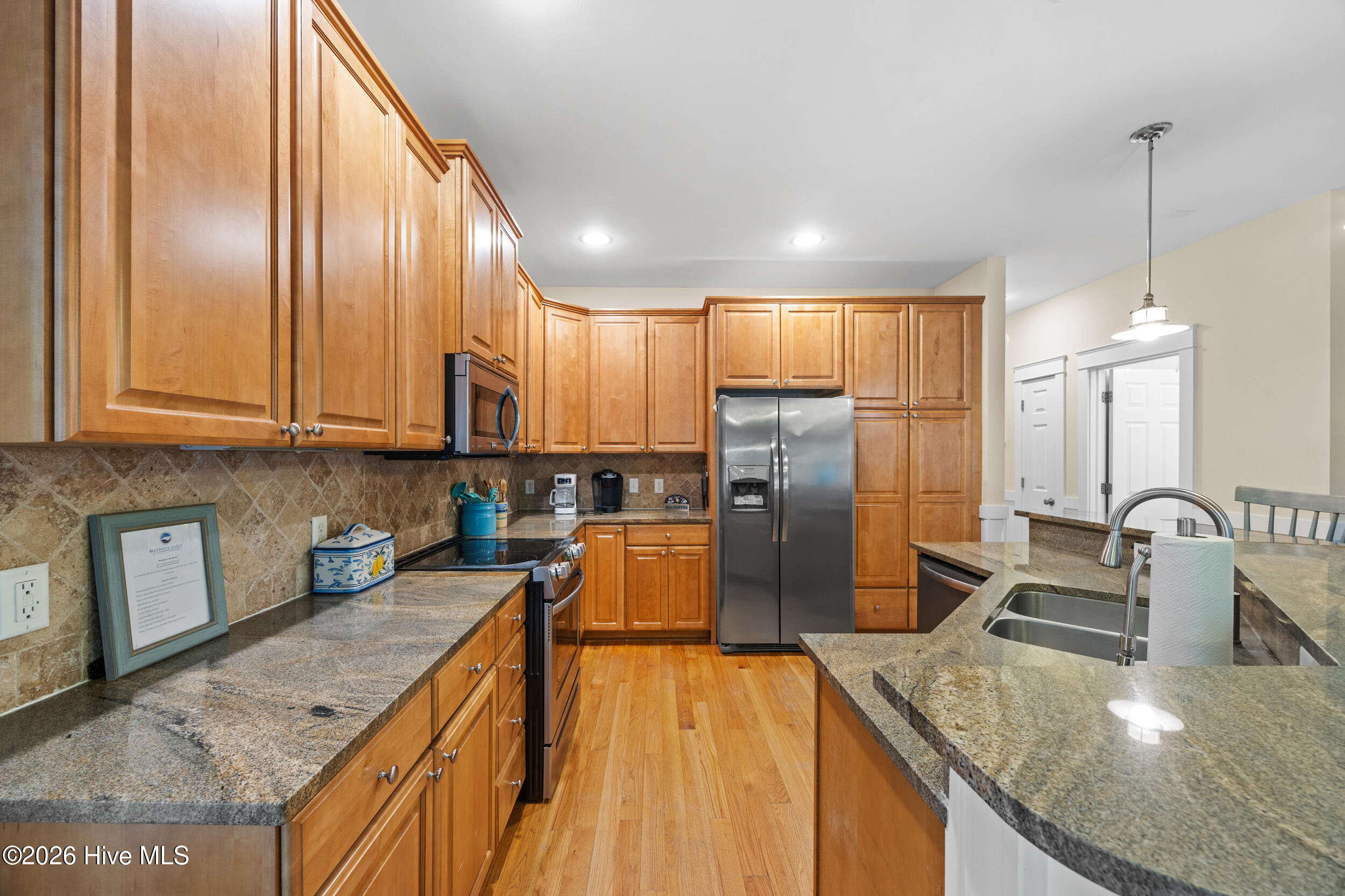 221 Seawatch Way Property Photo 18
