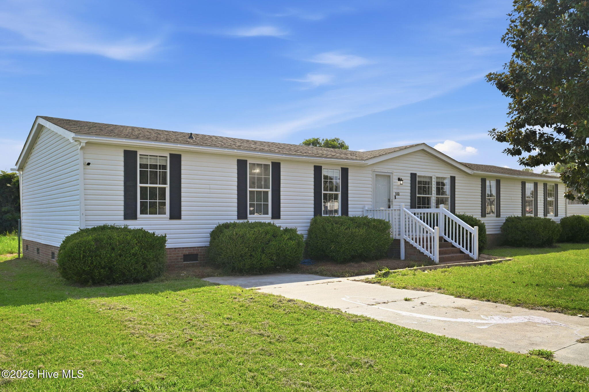 112 Rainmaker Drive Property Photo 4