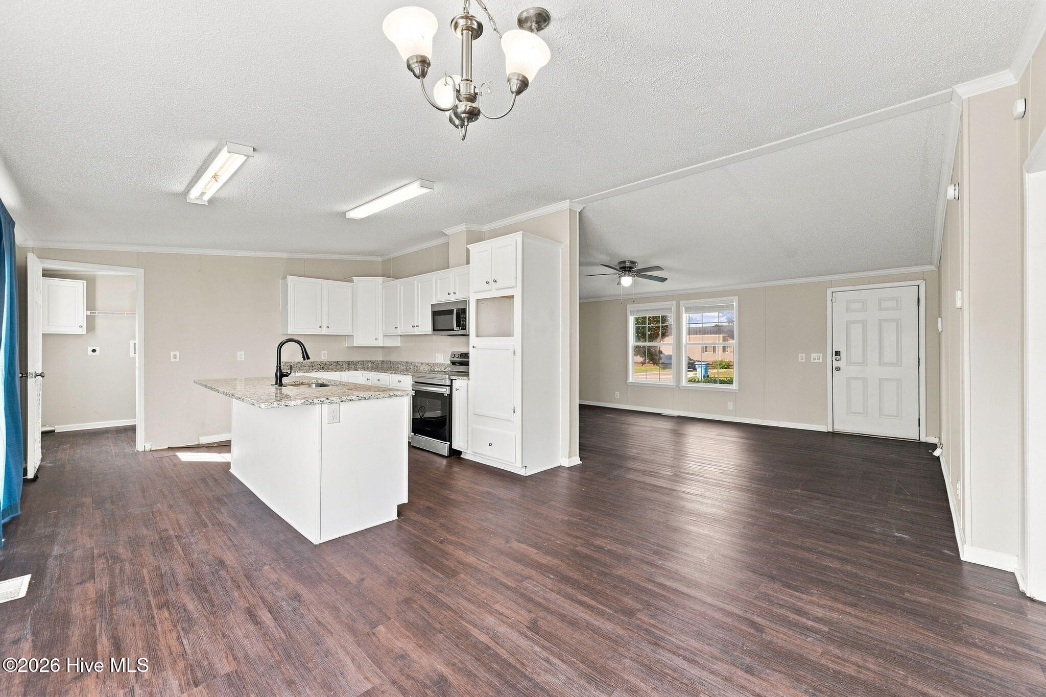 112 Rainmaker Drive Property Photo 10