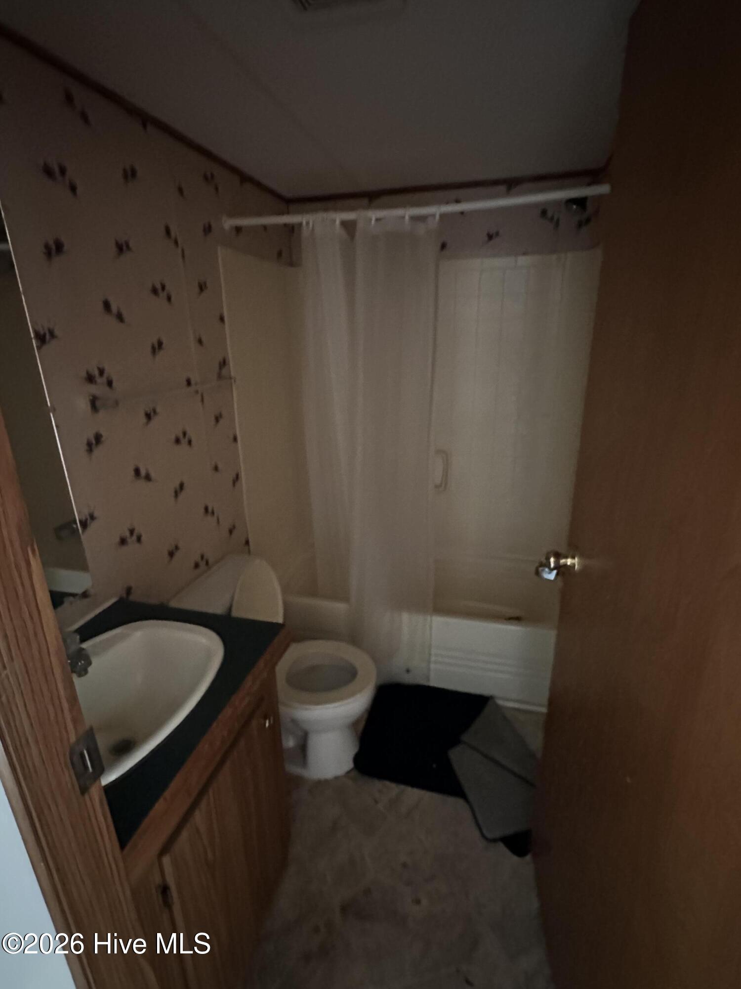 6410 Marsh Road Property Photo 6