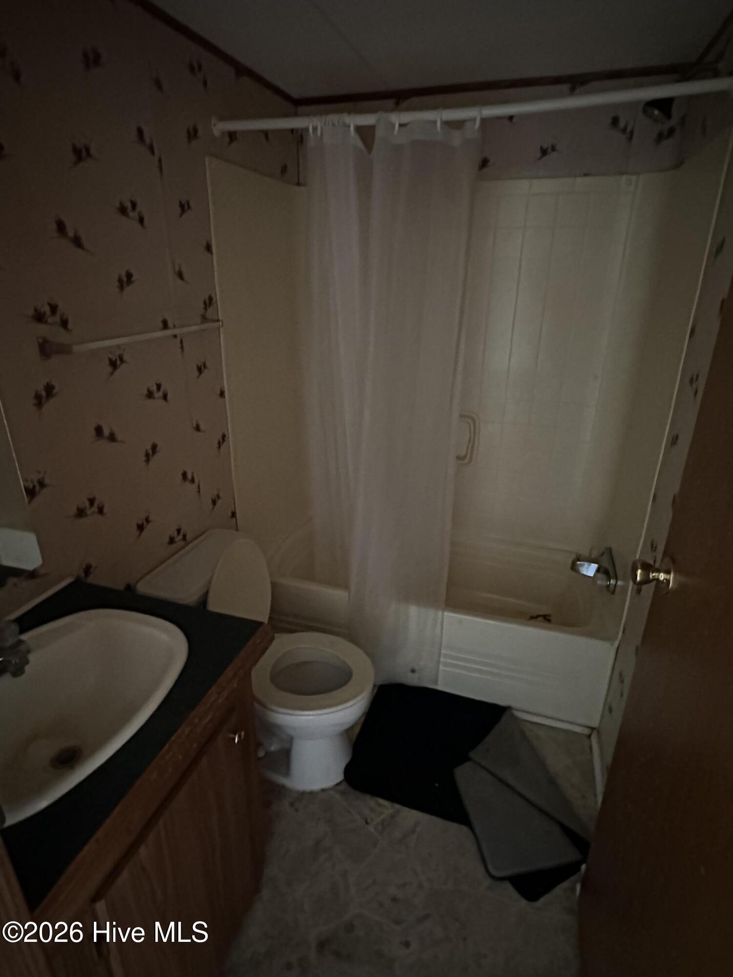 6410 Marsh Road Property Photo 9