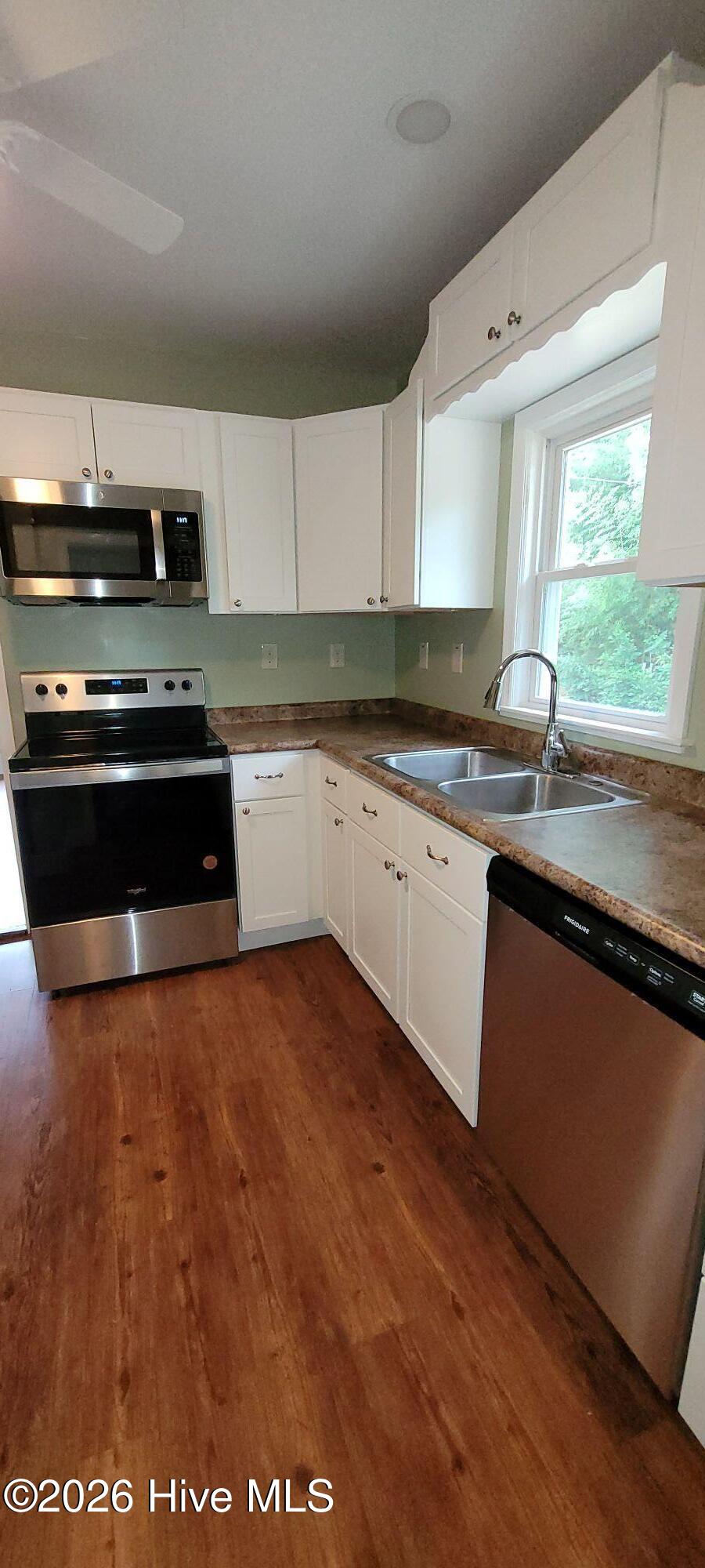 130 Zachmann Street Property Photo 2