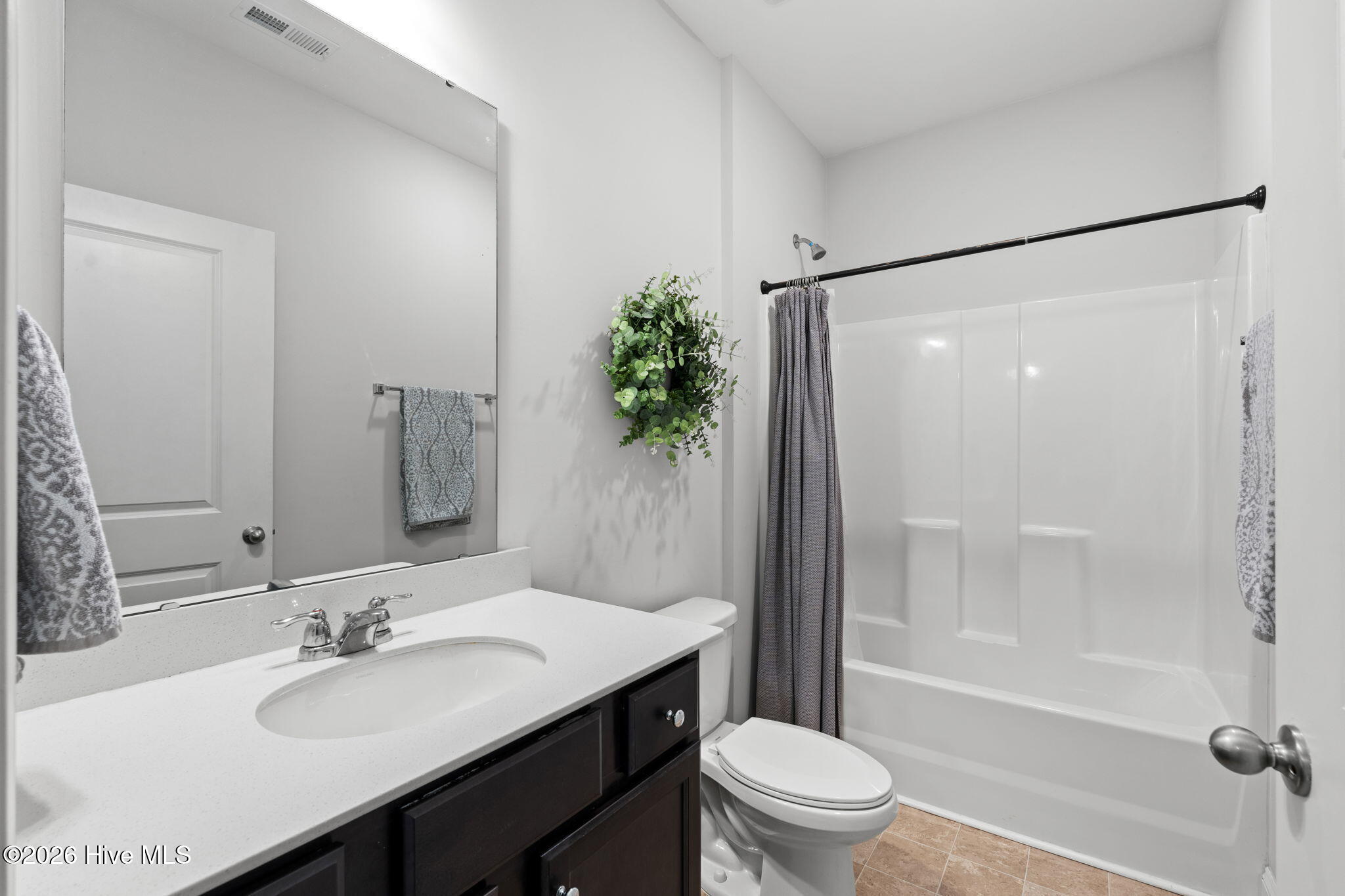 1611 E New Carraway Place Se Property Photo 32