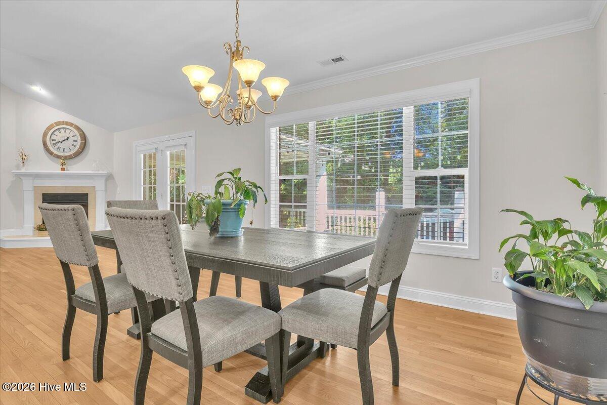 4135 Cape Landing Road Property Photo 14