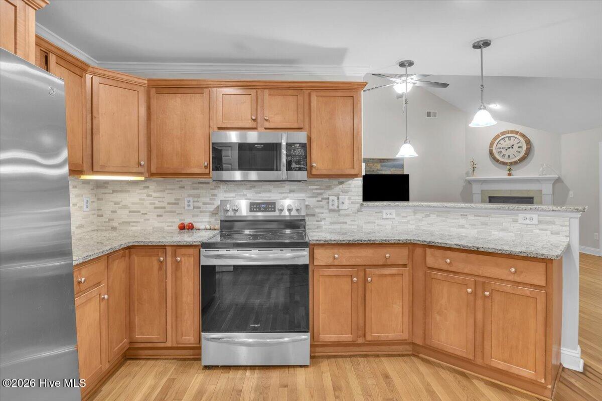 4135 Cape Landing Road Property Photo 22
