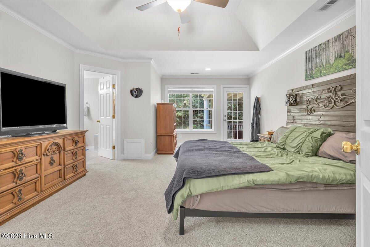 4135 Cape Landing Road Property Photo 24