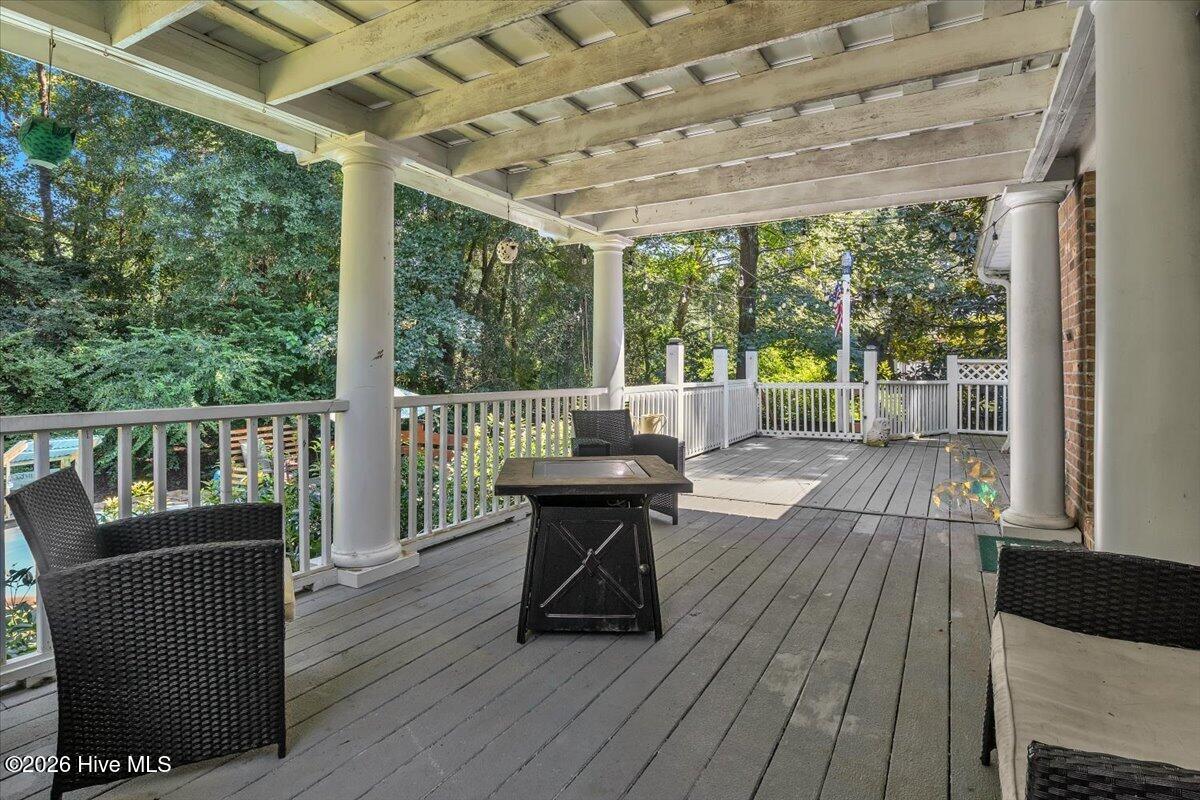 4135 Cape Landing Road Property Photo 40
