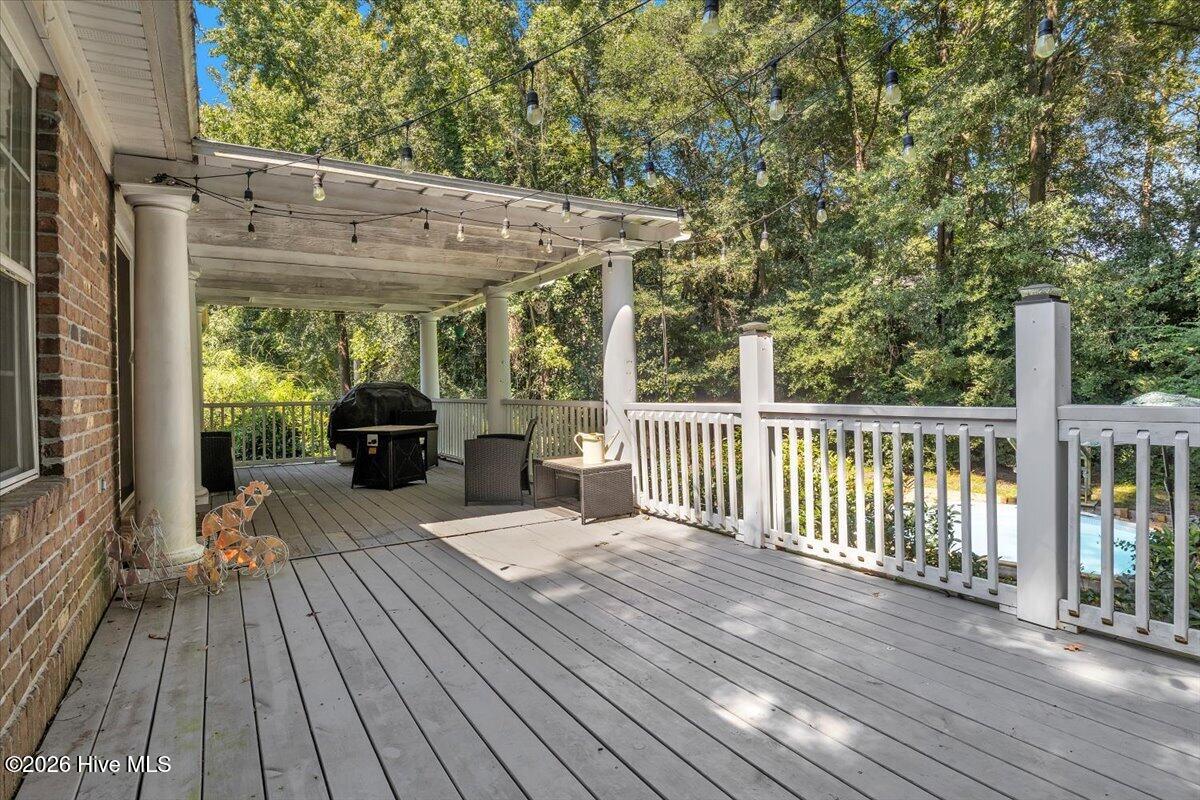 4135 Cape Landing Road Property Photo 42