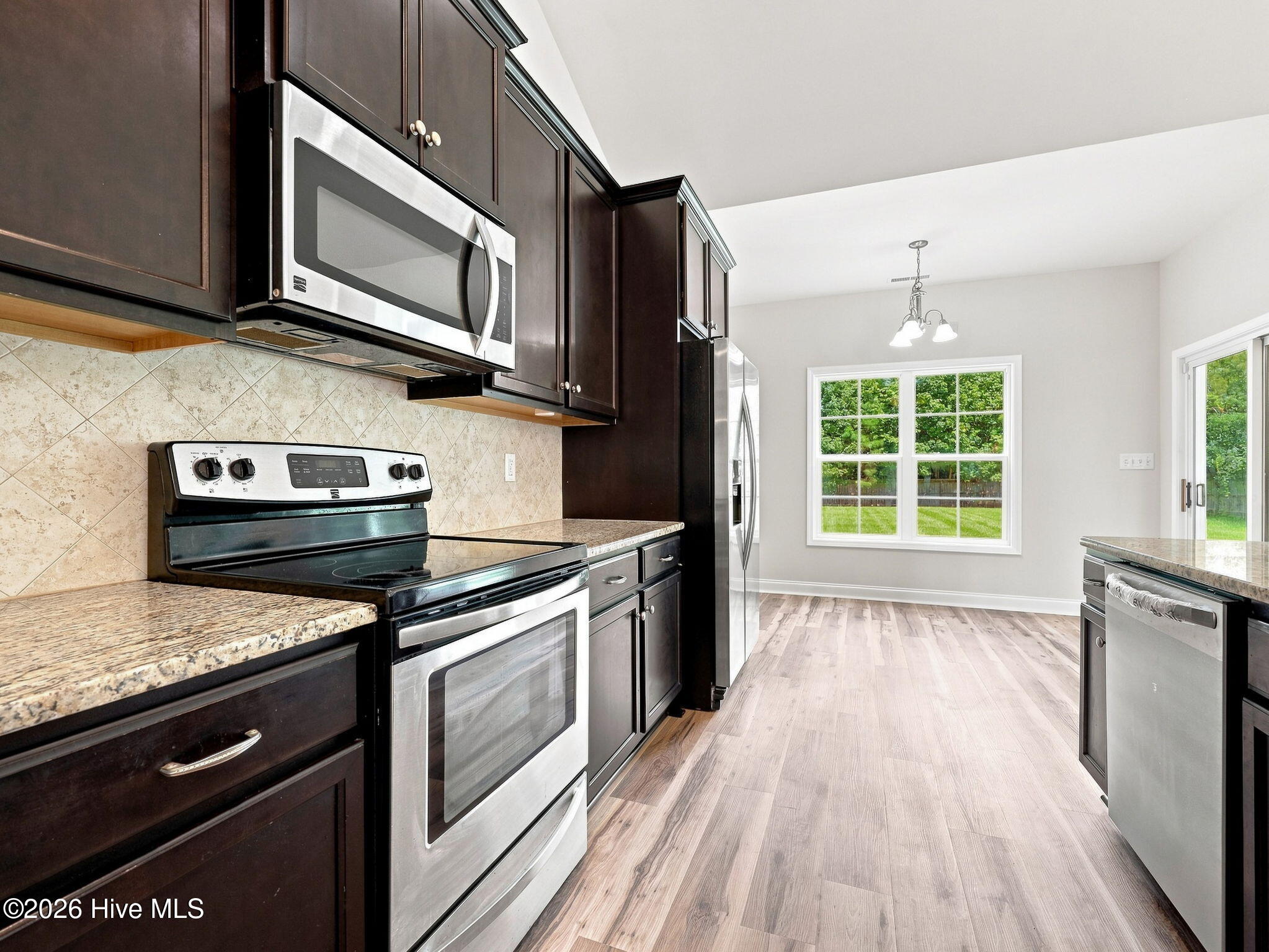 108 Bellchase Drive Property Photo 15