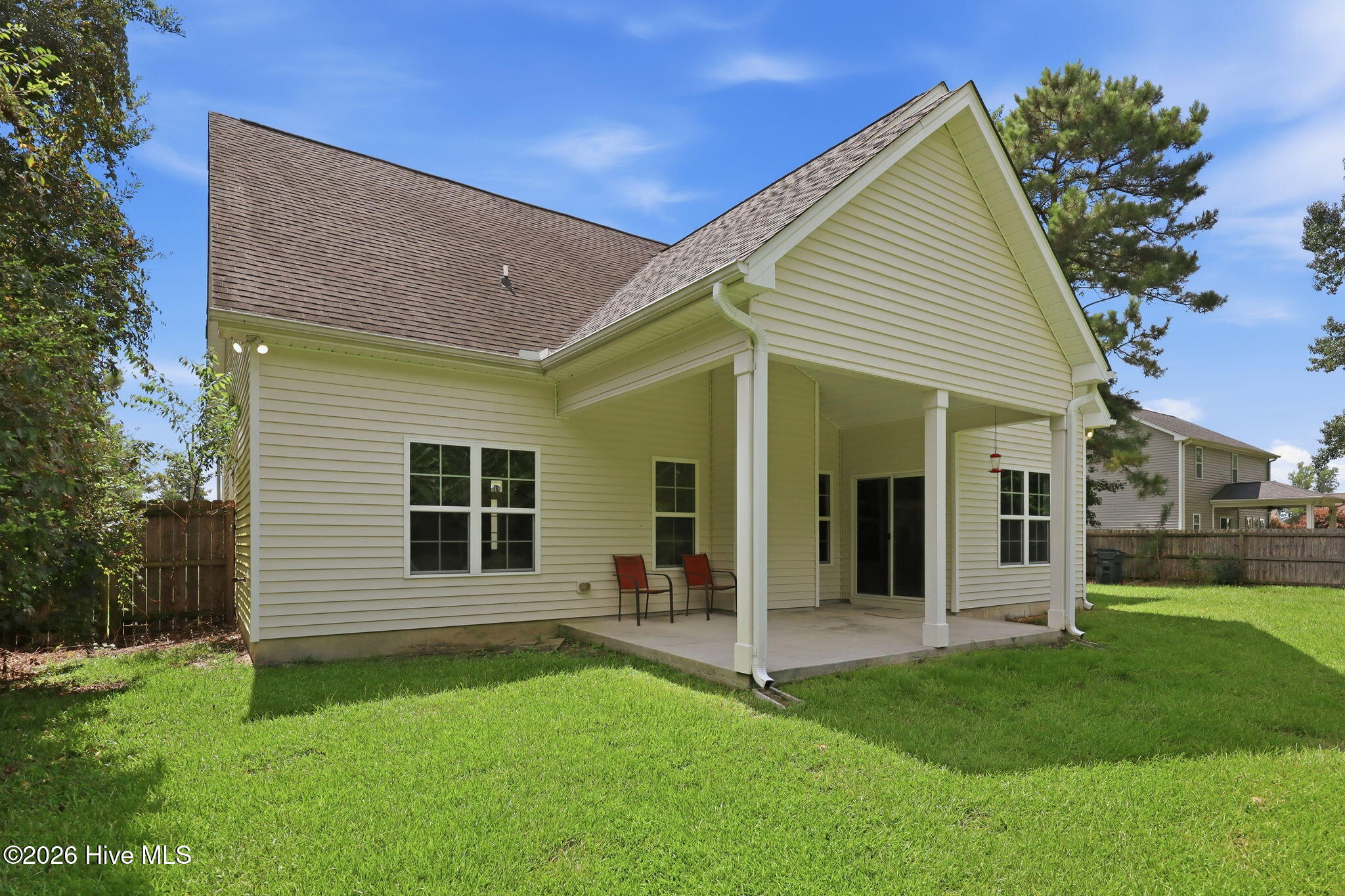 108 Bellchase Drive Property Photo 40