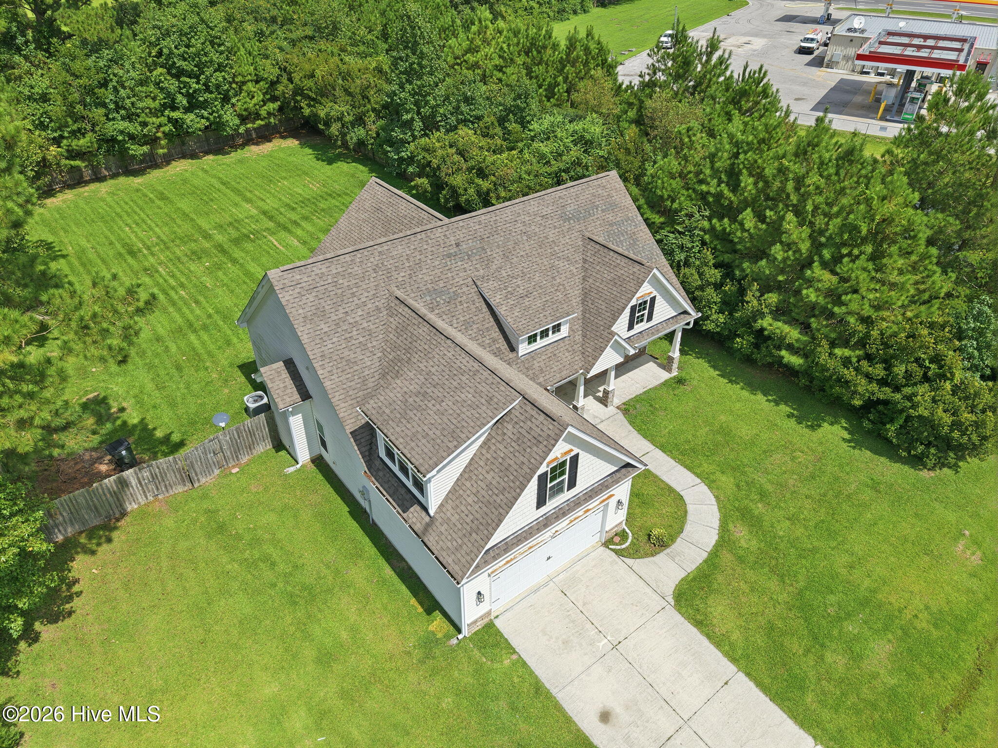 108 Bellchase Drive Property Photo 44