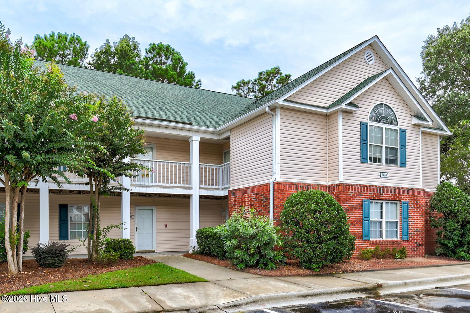 1418 Willoughby Park Court Unit 8 Property Photo 1