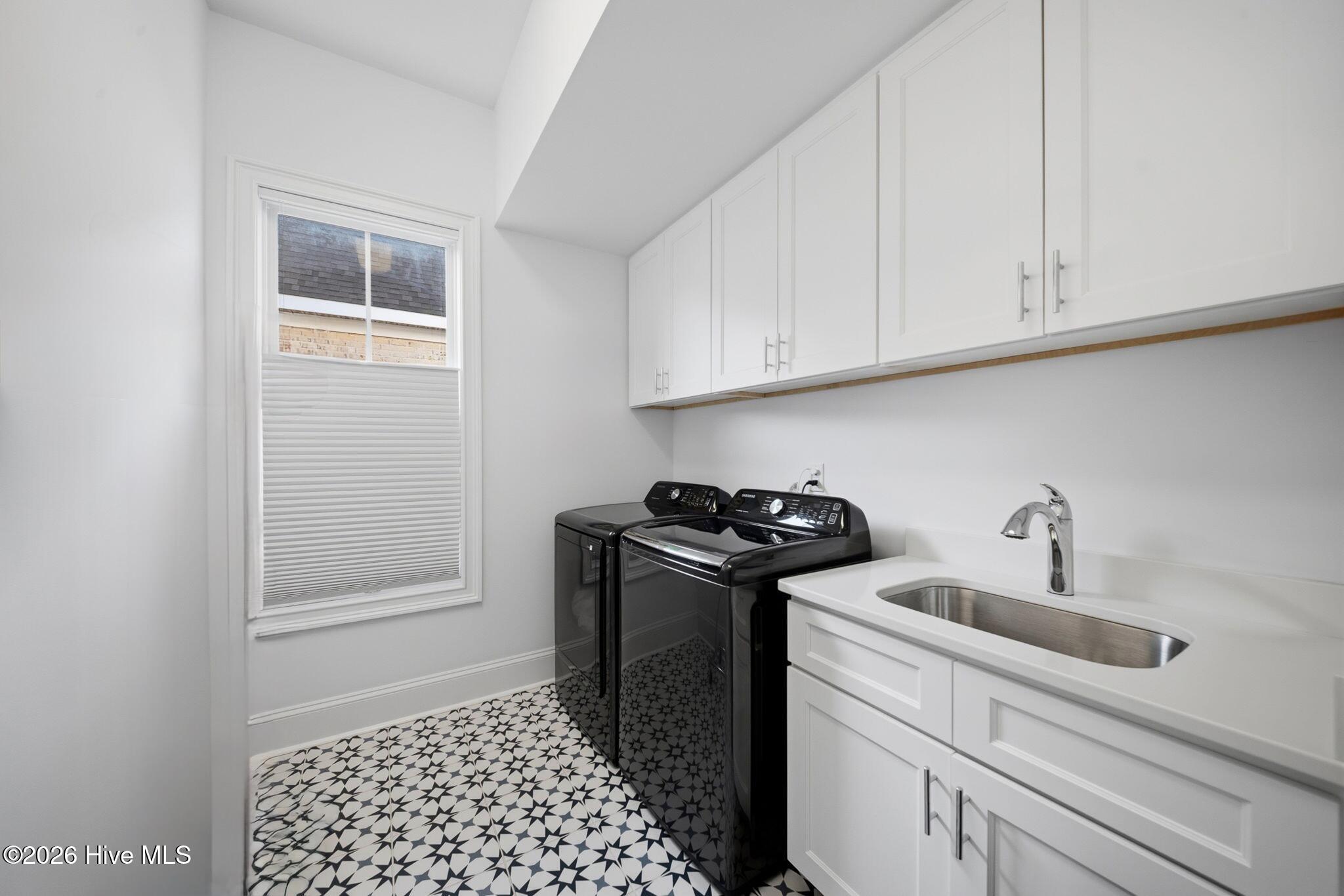 6240 Mirage Way Property Photo 25