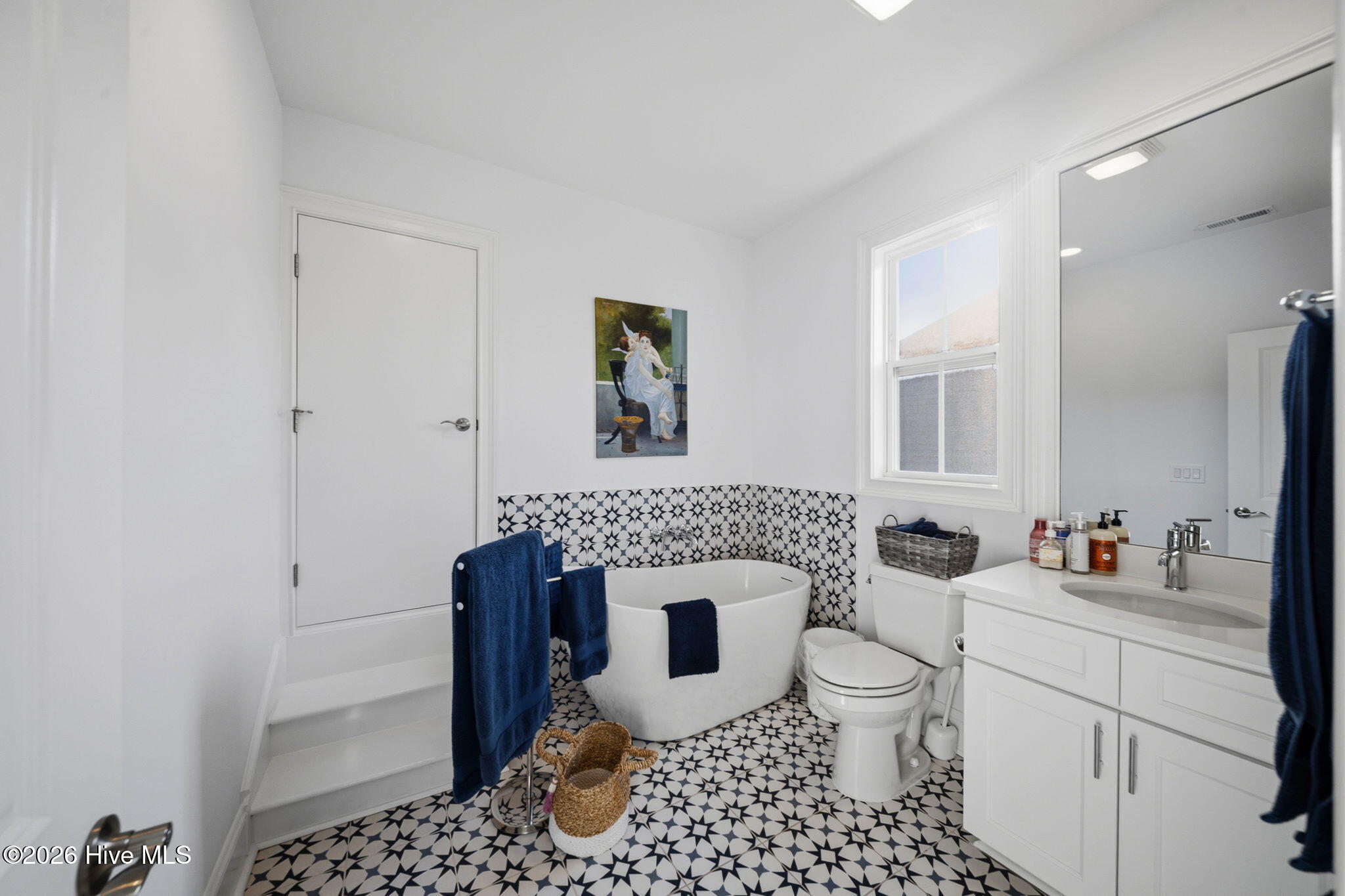 6240 Mirage Way Property Photo 28