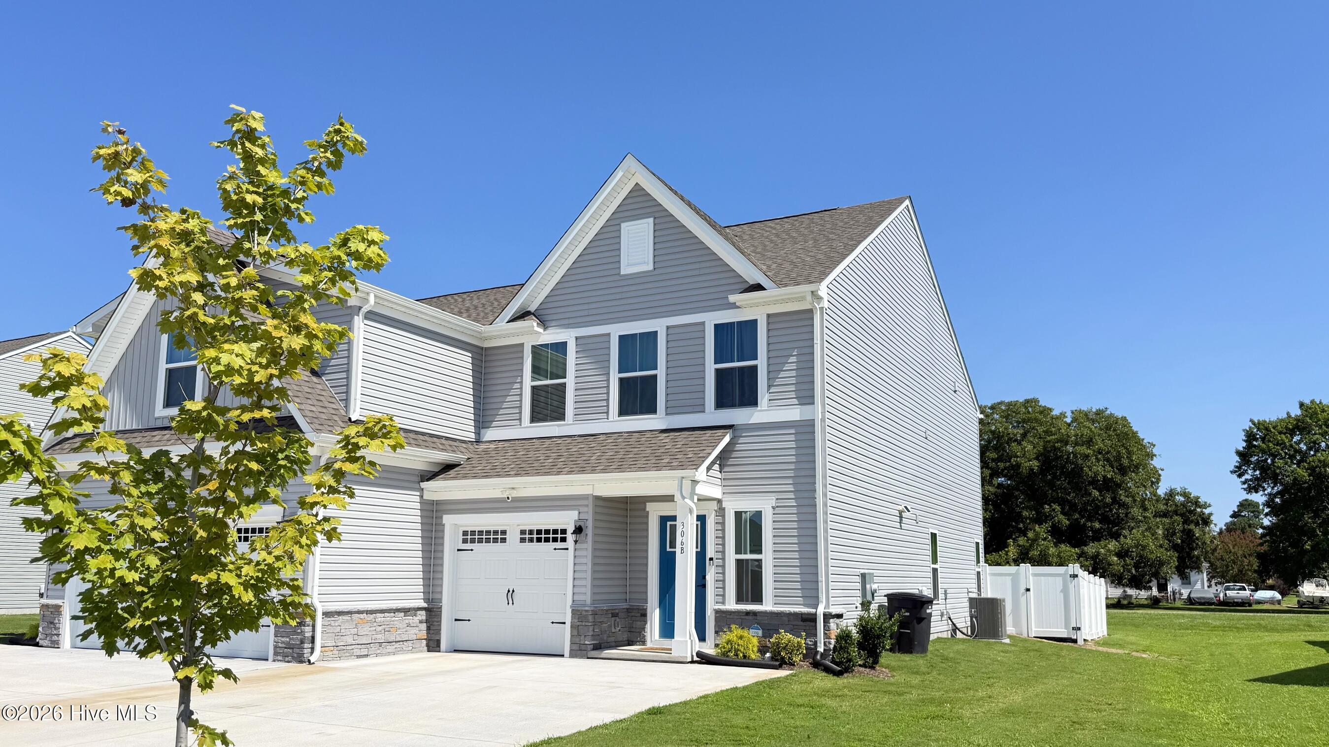 306 Spinnaker Street # B Property Photo 1
