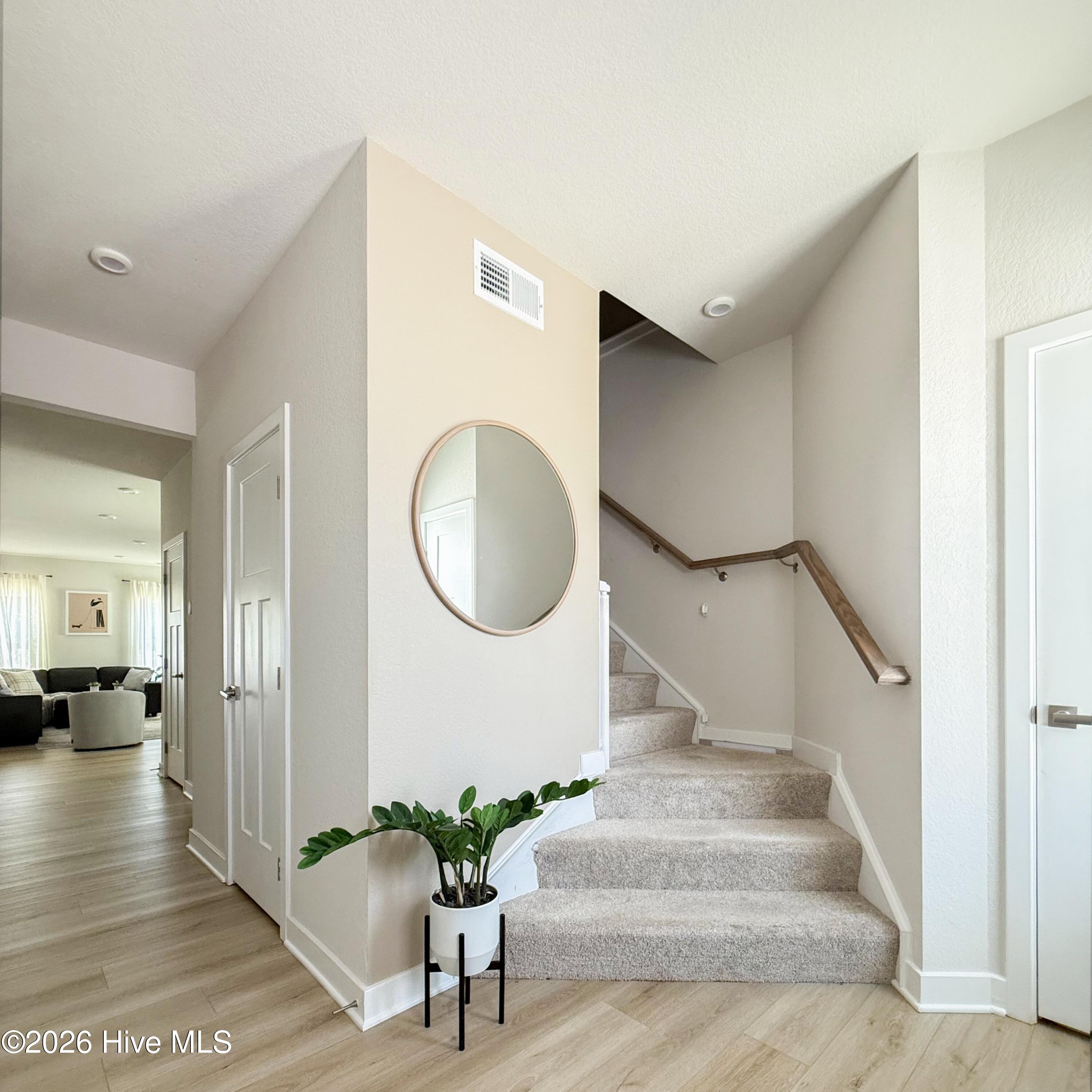 306 Spinnaker Street # B Property Photo 8