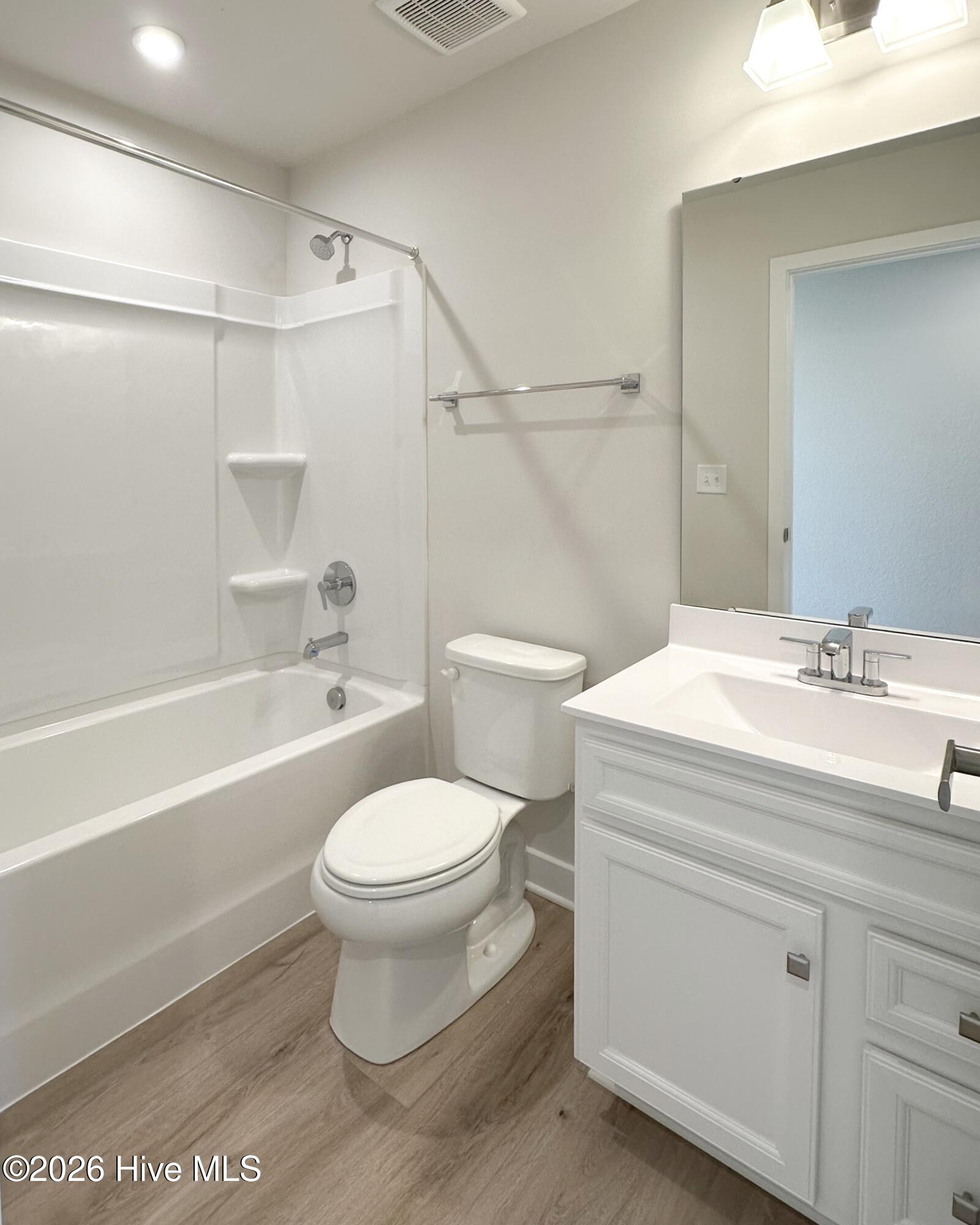 306 Spinnaker Street # B Property Photo 12