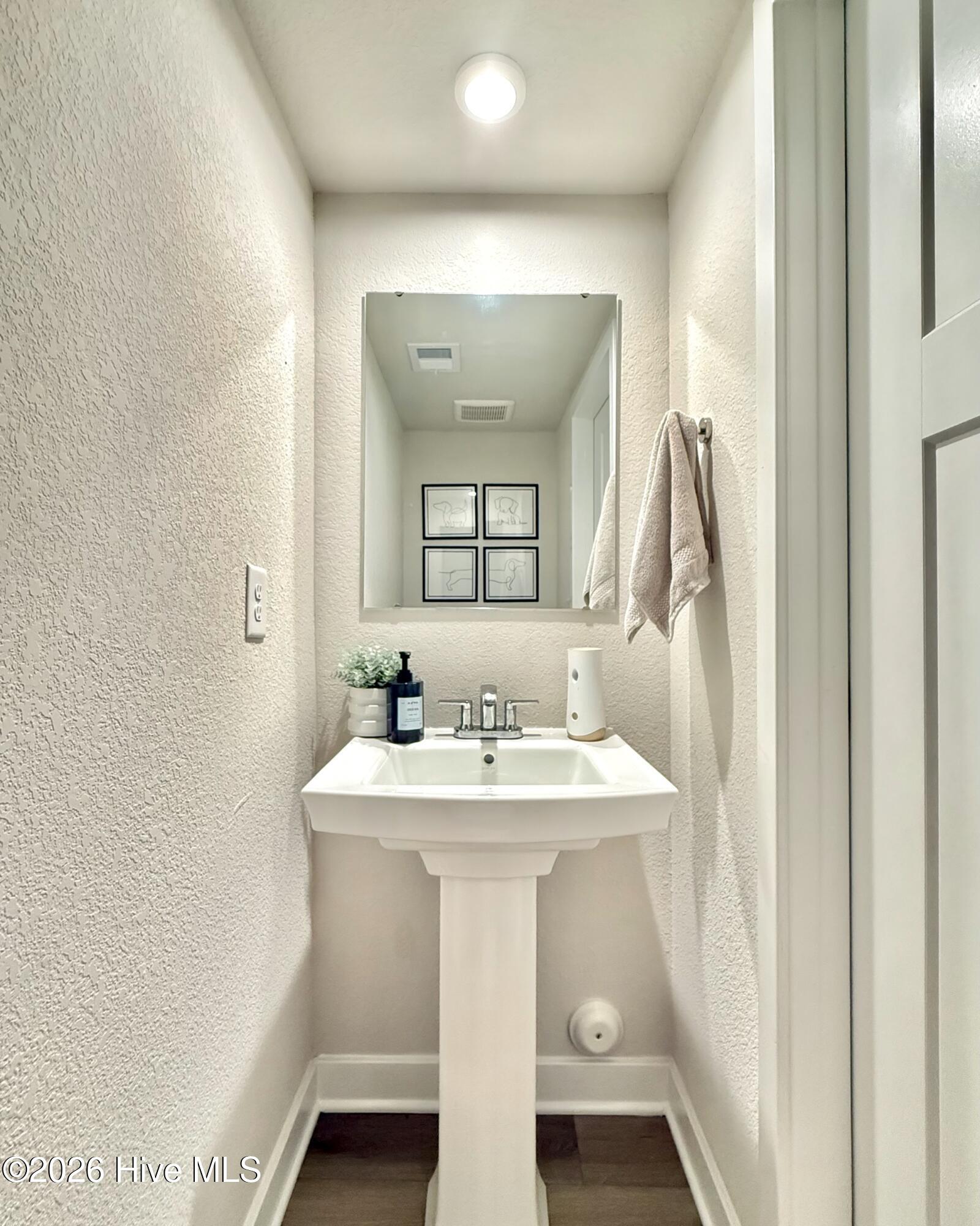 306 Spinnaker Street # B Property Photo 18